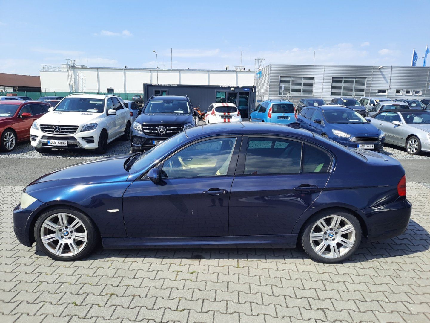 BMW Řada 3, 320d *120kW*AUTOKLIMA* - fotka 4