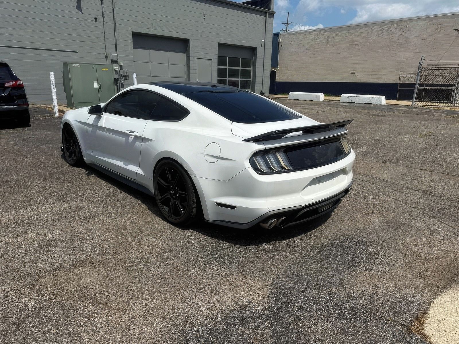 Ford Mustang, Auto na cestě - fotka 4