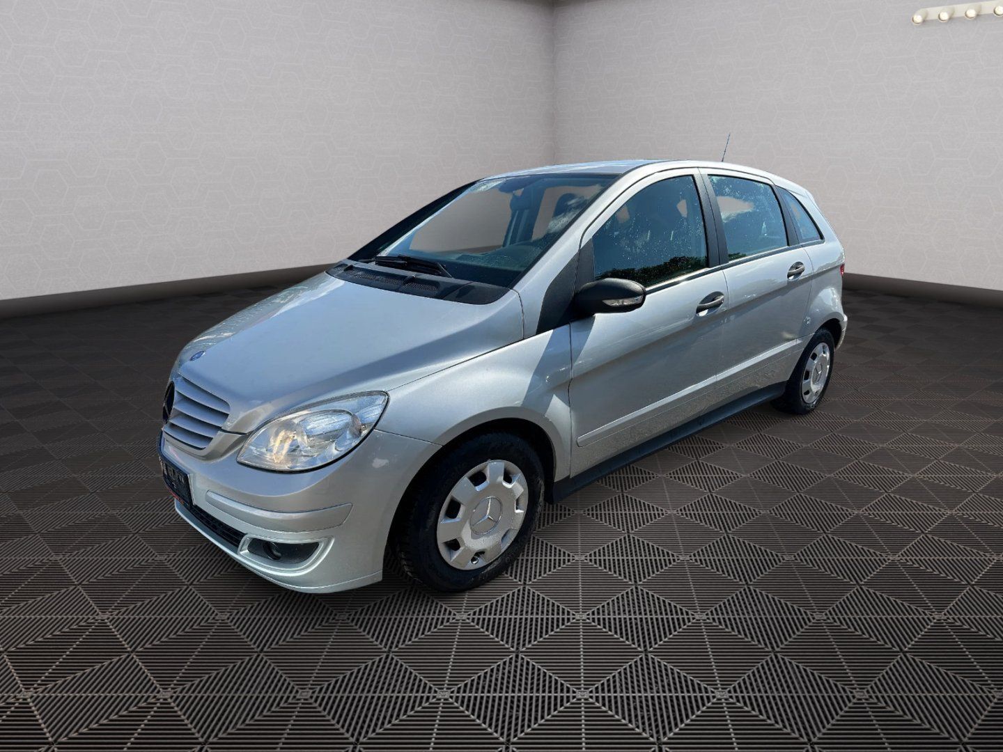 Mercedes-Benz Třídy B, 1.7i 85kw - fotka 3
