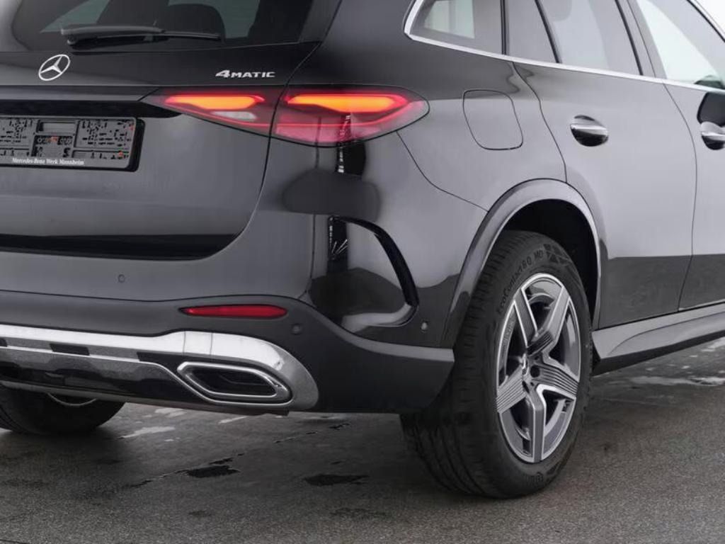 Mercedes-Benz GLC, 400 e 4M AMG  Plug-in hybrid - fotka 4