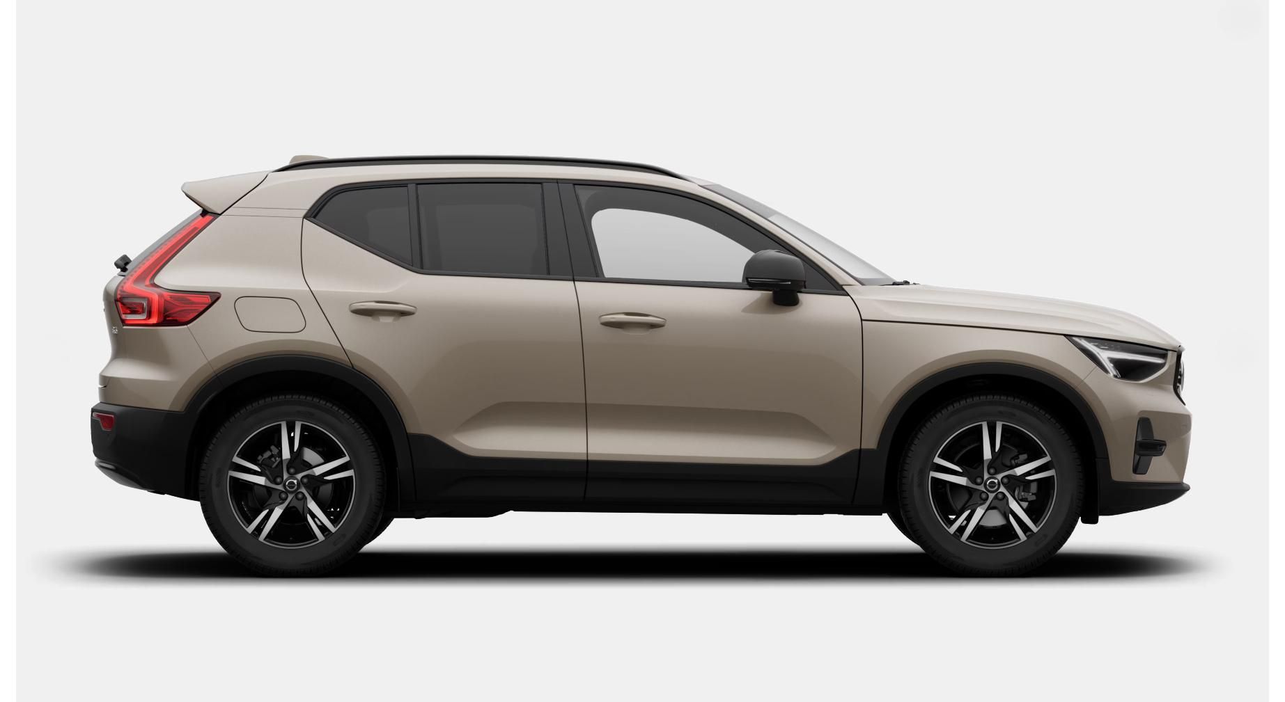 Volvo XC40, B3 DARK PLUS AUT - fotka 6