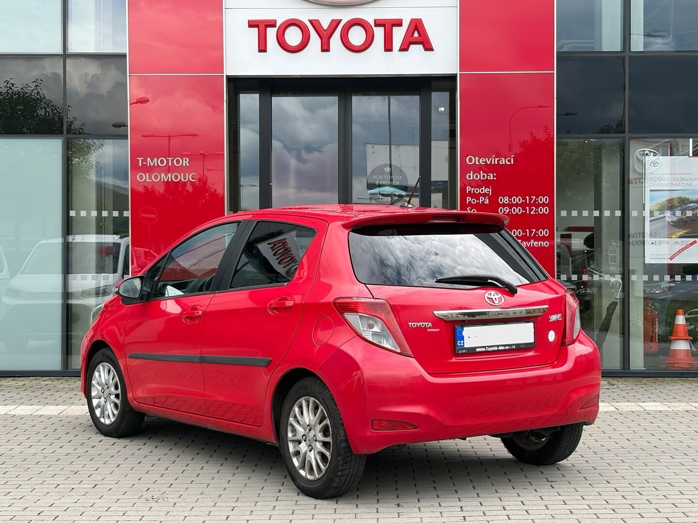 Toyota Yaris, 1.3 Style VIP senso smart - fotka 2