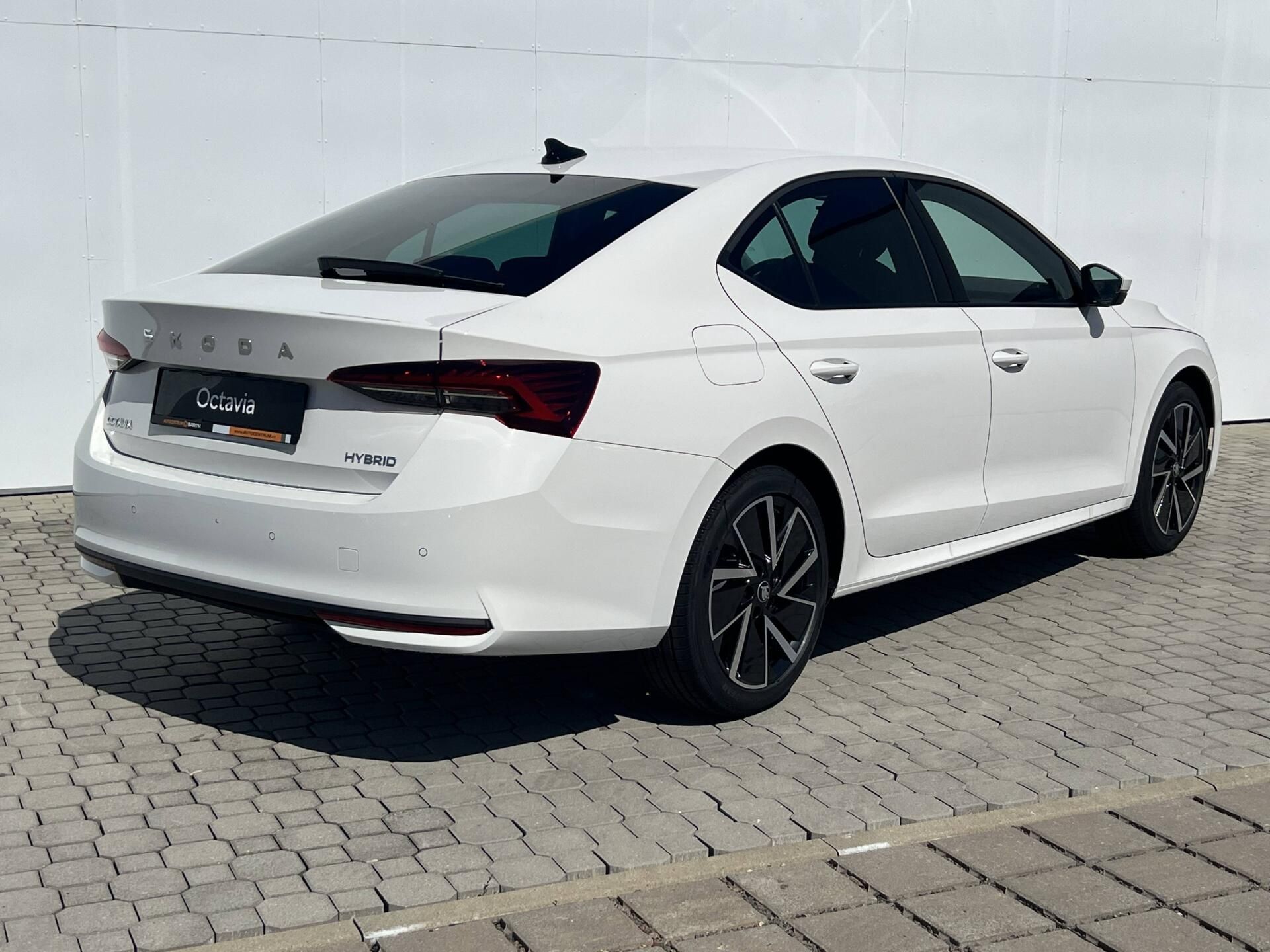 Škoda Octavia, Dynamic 7DSG 1,5TSI - fotka 5