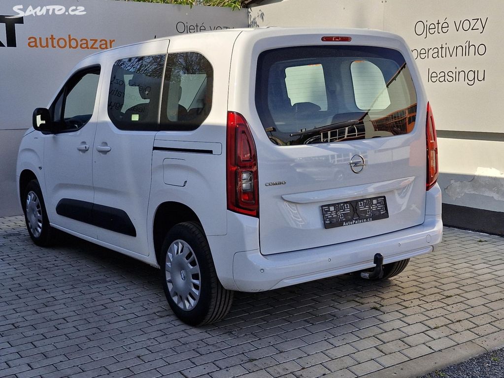Opel Combo 2023 от Чехия