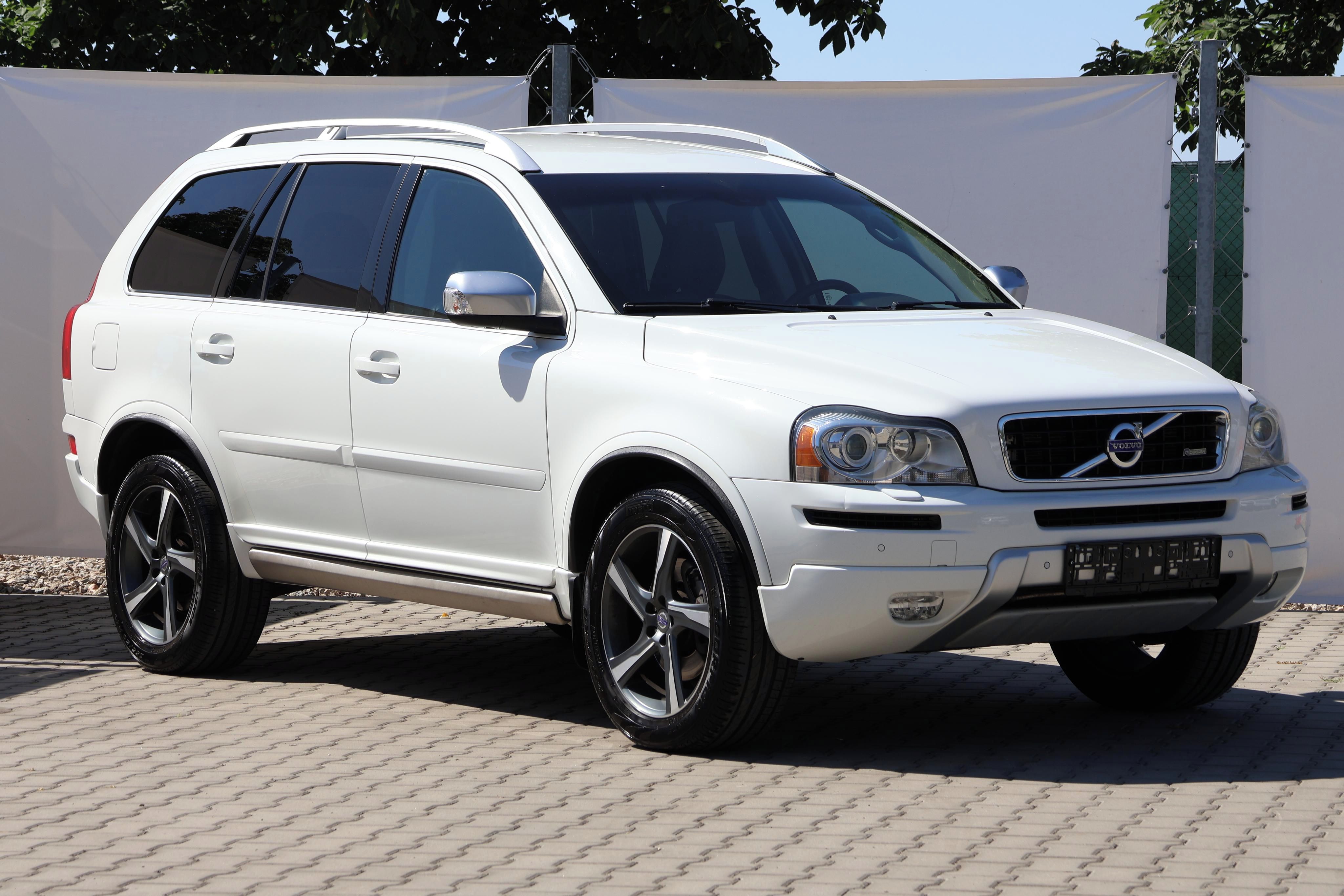Volvo XC90, 2.4D5*147kW*R-DESING*7Míst*1MA - fotka 3