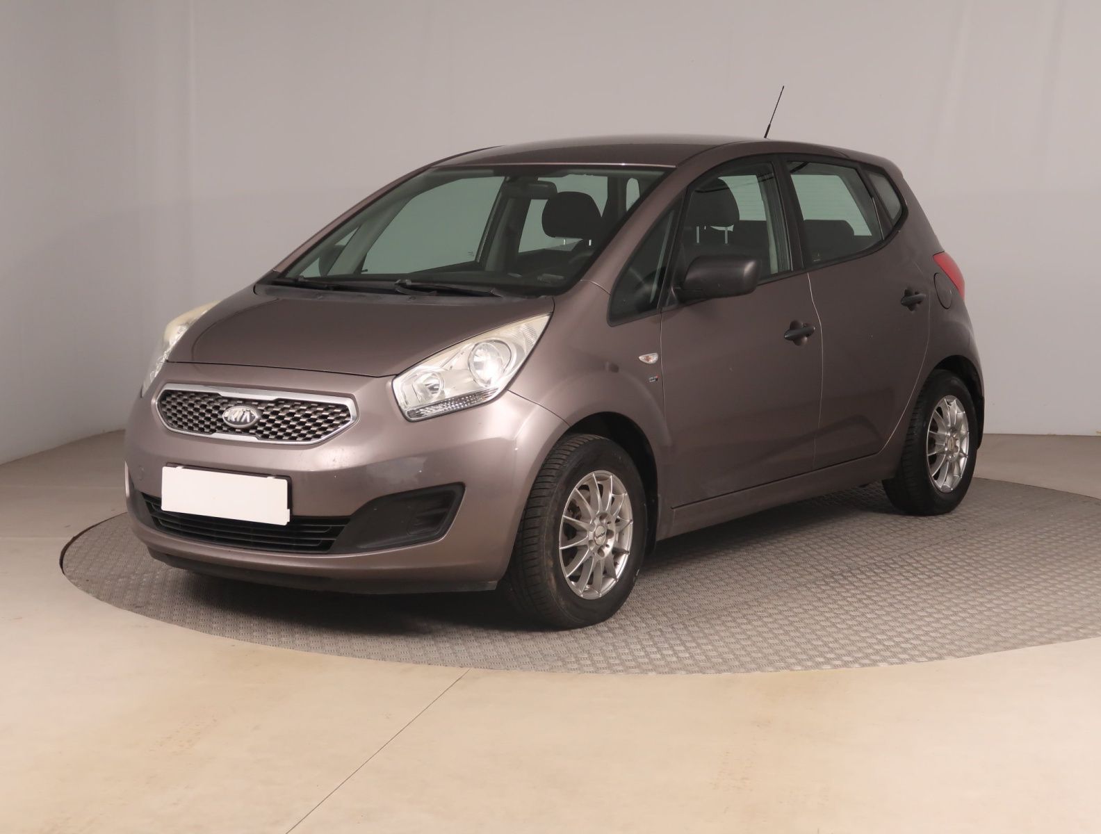 Kia Venga, 1.4 CVVT - fotka 3