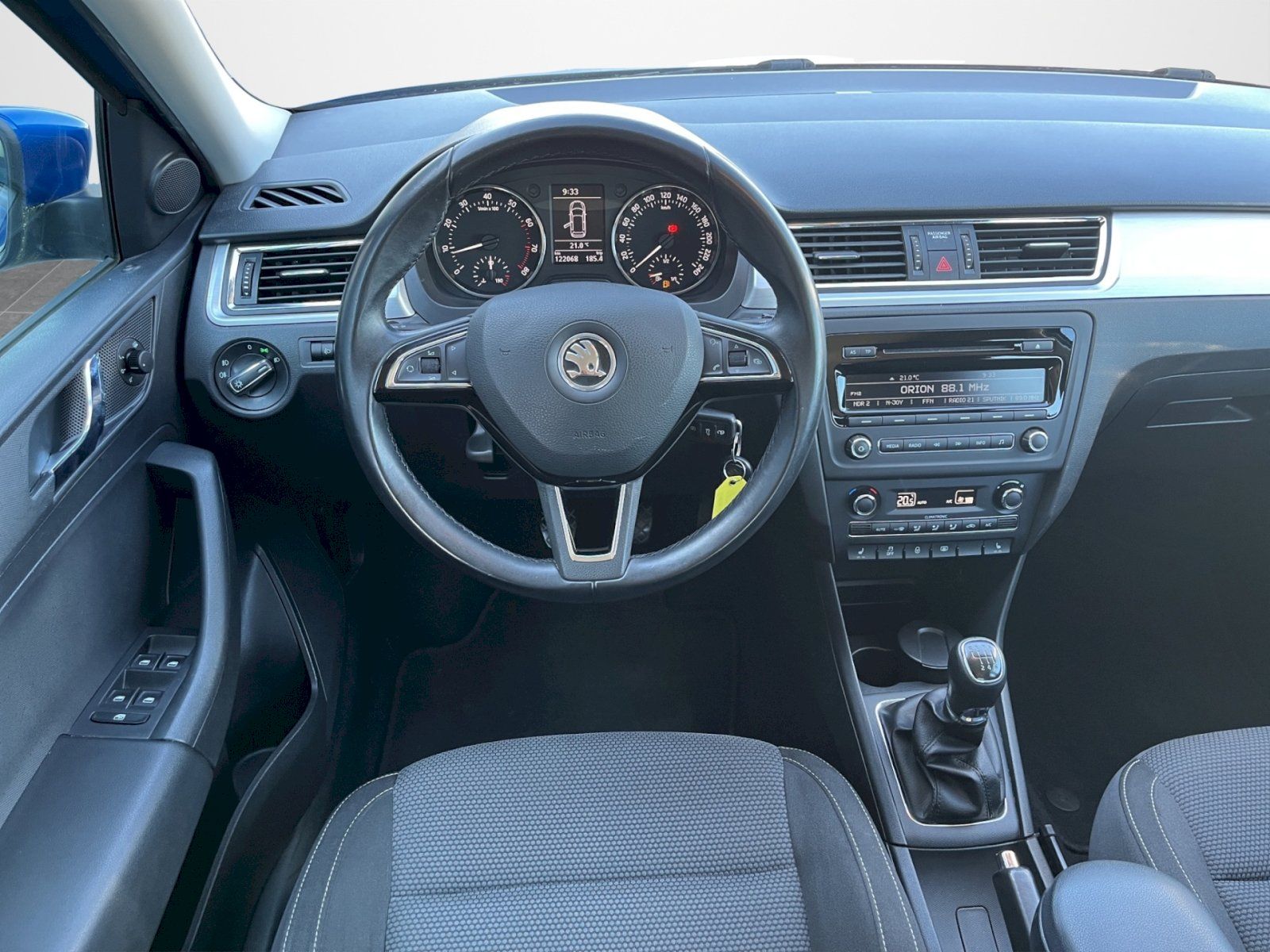 Škoda Rapid, Spb.1.2 TSI 77kW Elegance Plus - fotka 6