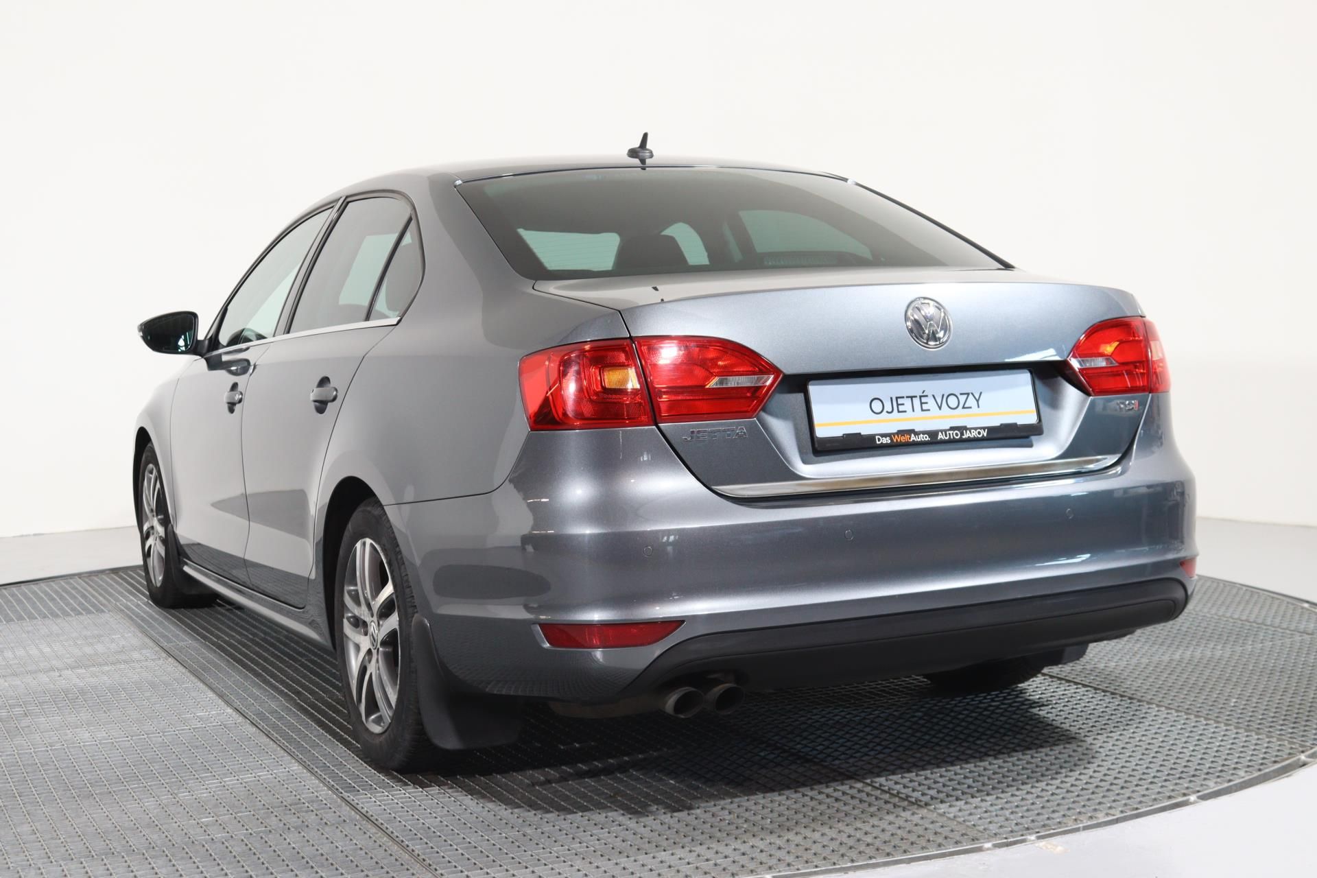 Volkswagen Jetta, Highline 1,4 TSI DSG - fotka 6