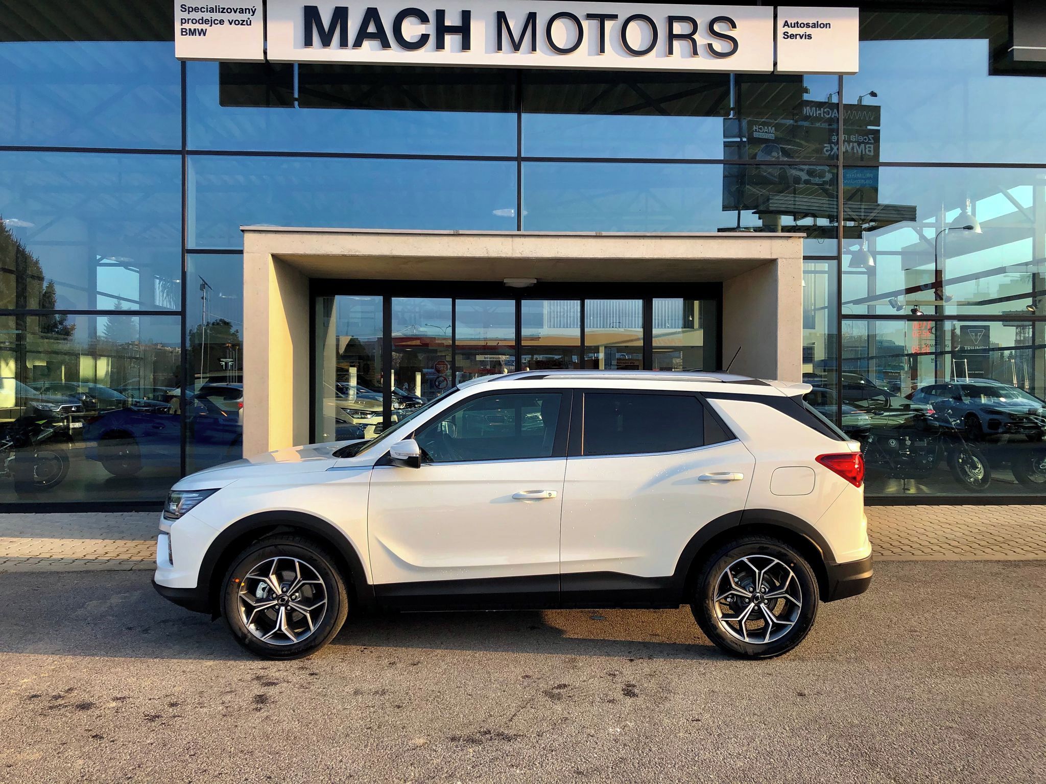 KGM Korando, Smart 1.5 AWD A6 - fotka 4
