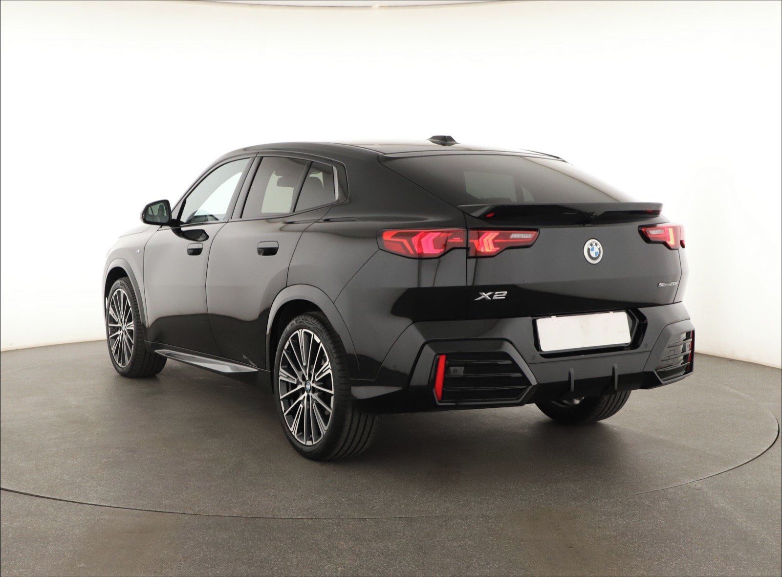 BMW X2, sDrive20i, M Paket - fotka 4