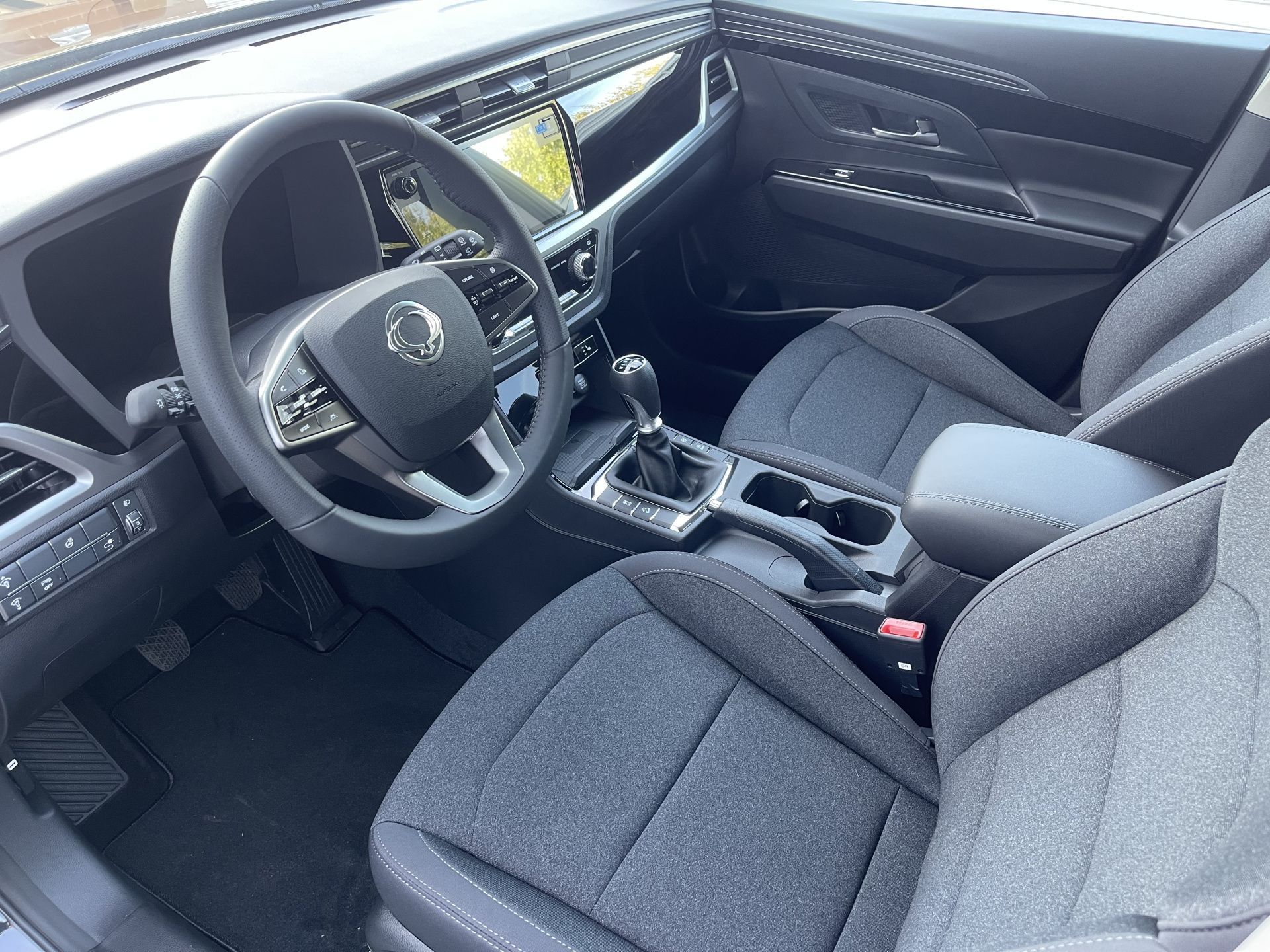 KGM Korando, Smart FWD M6 - fotka 2