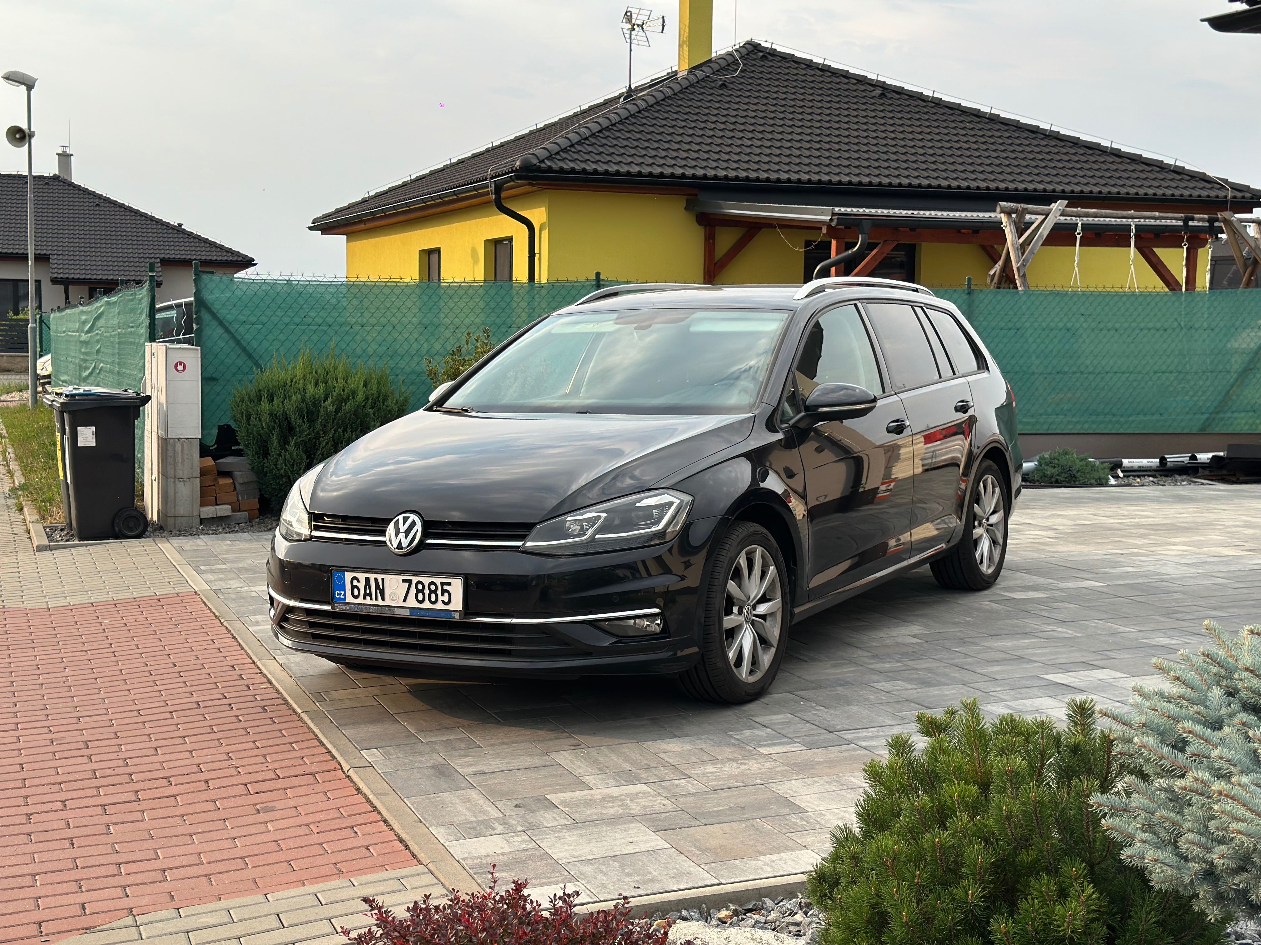 Volkswagen Golf, 1.0 TSI, 81kW, 1. Majitel