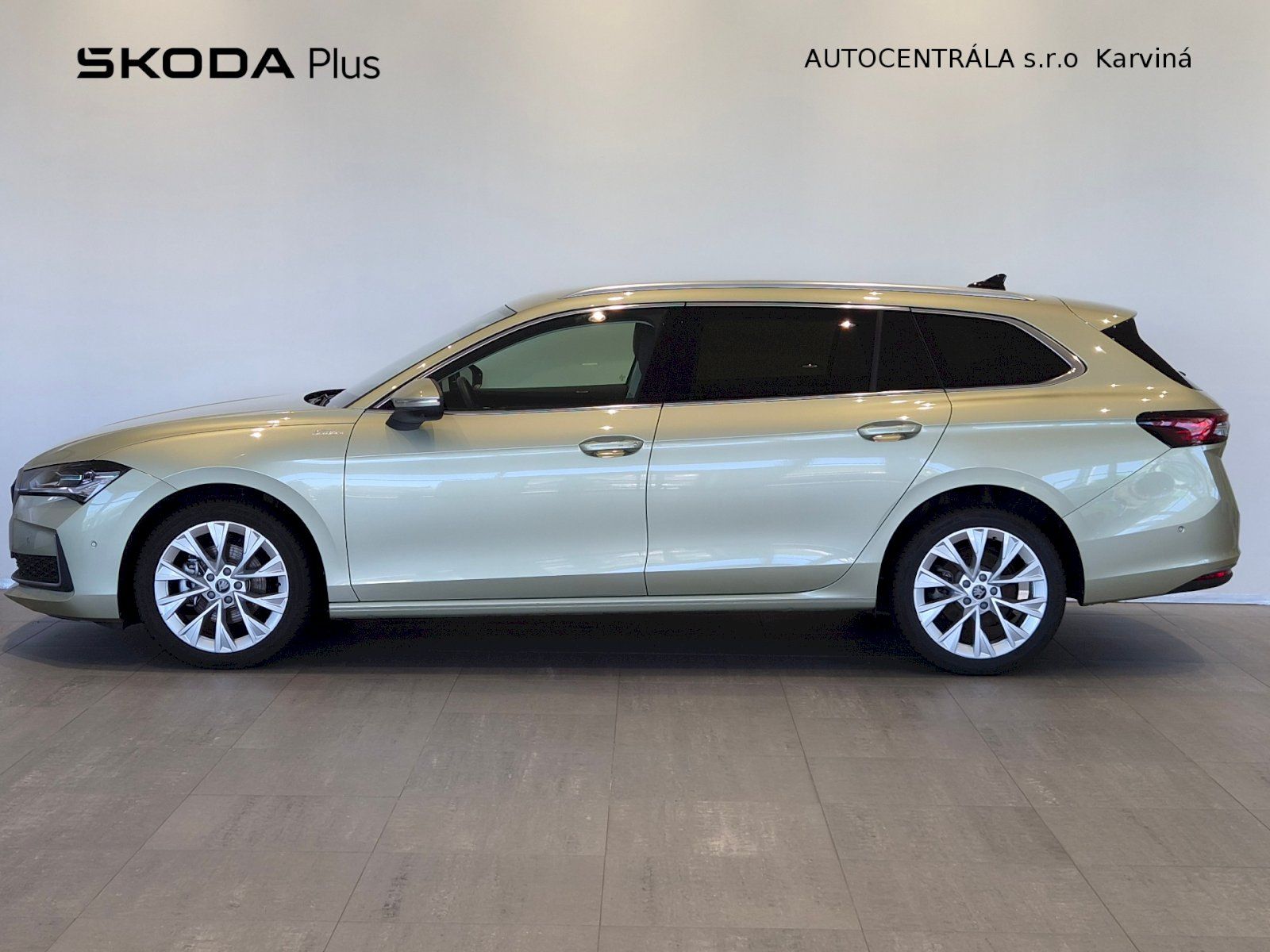 Škoda Superb, Combi DSG 2,0 TDI / 110 kW L&K - fotka 3