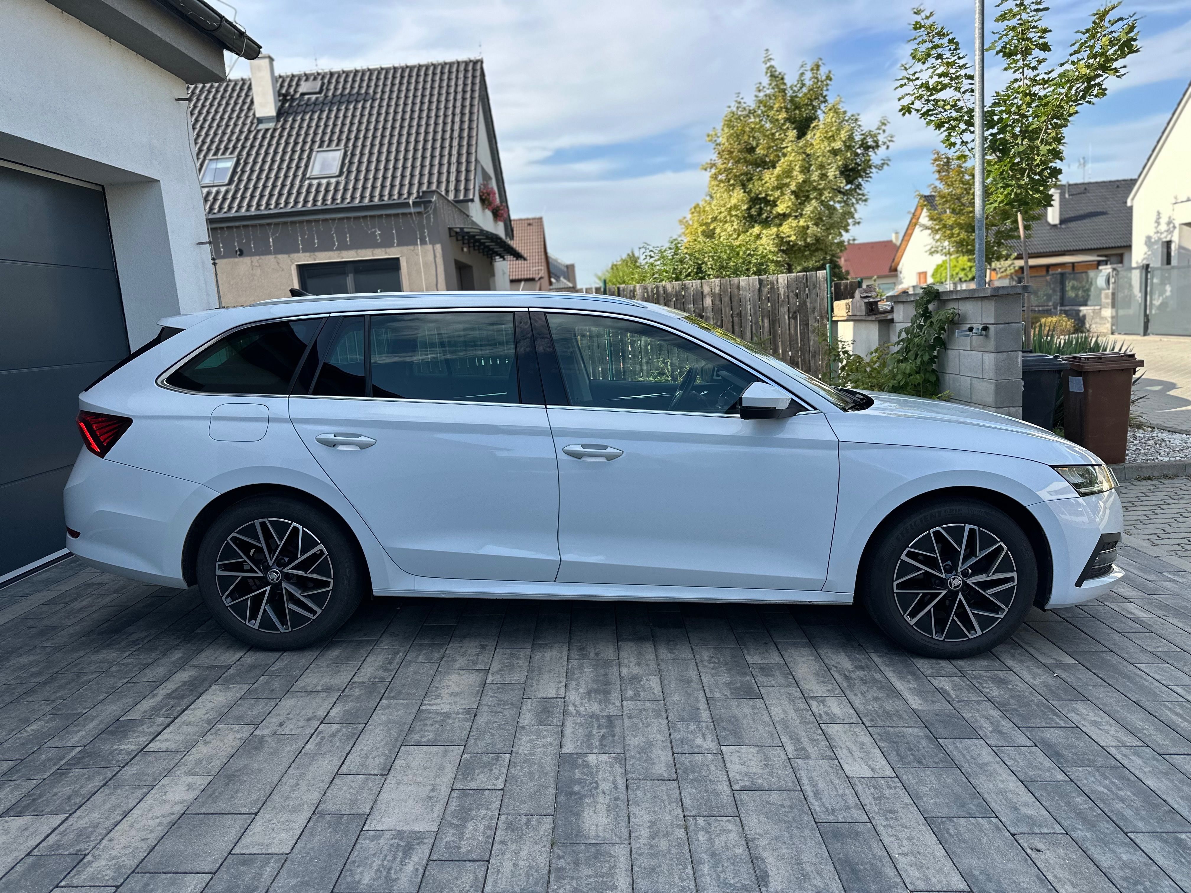 Škoda Octavia, FullLED Virtual Head-up - fotka 5