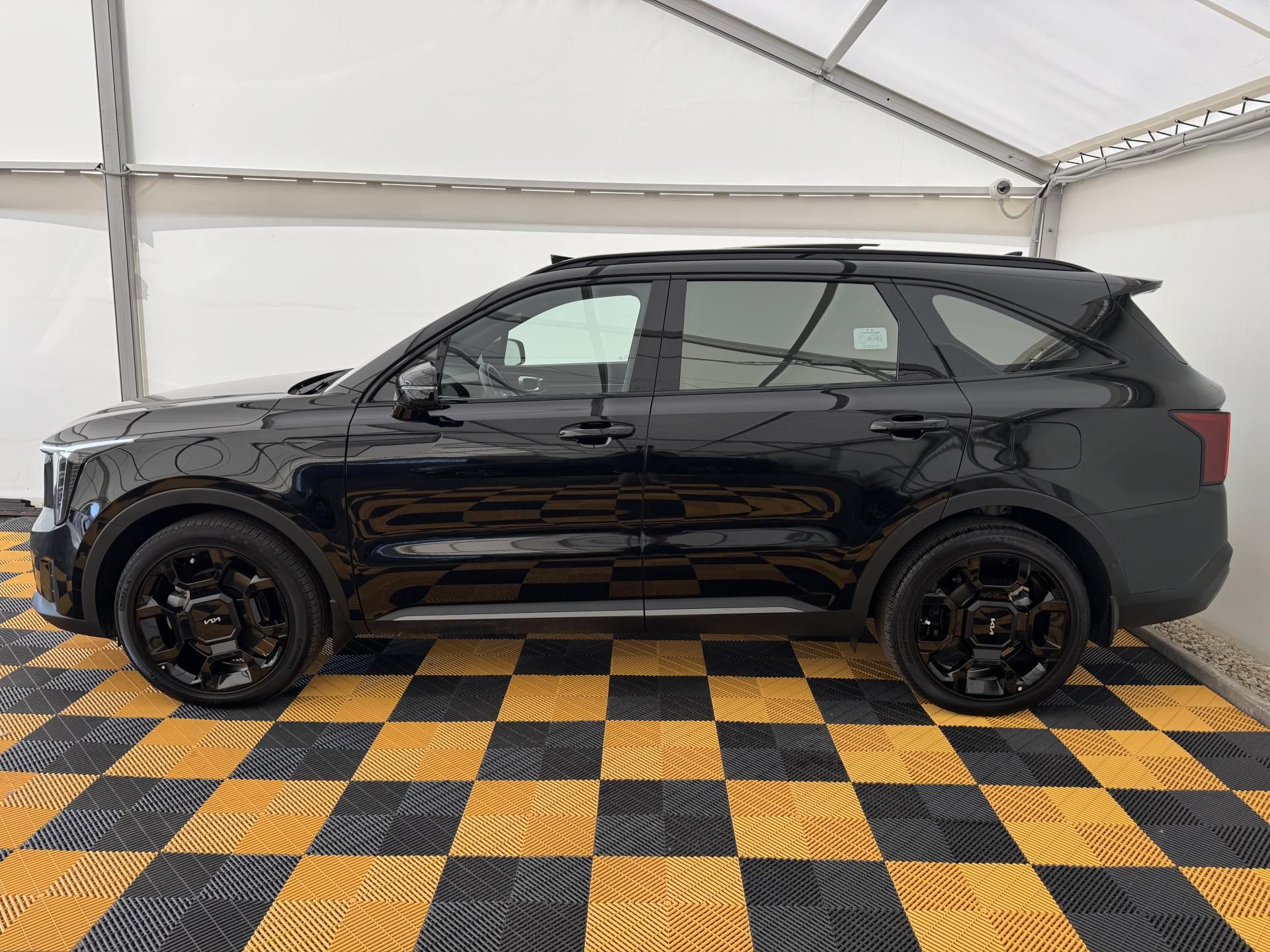 Kia Sorento, 2.2d*143kw*4x4*DPH*Pano* - fotka 4