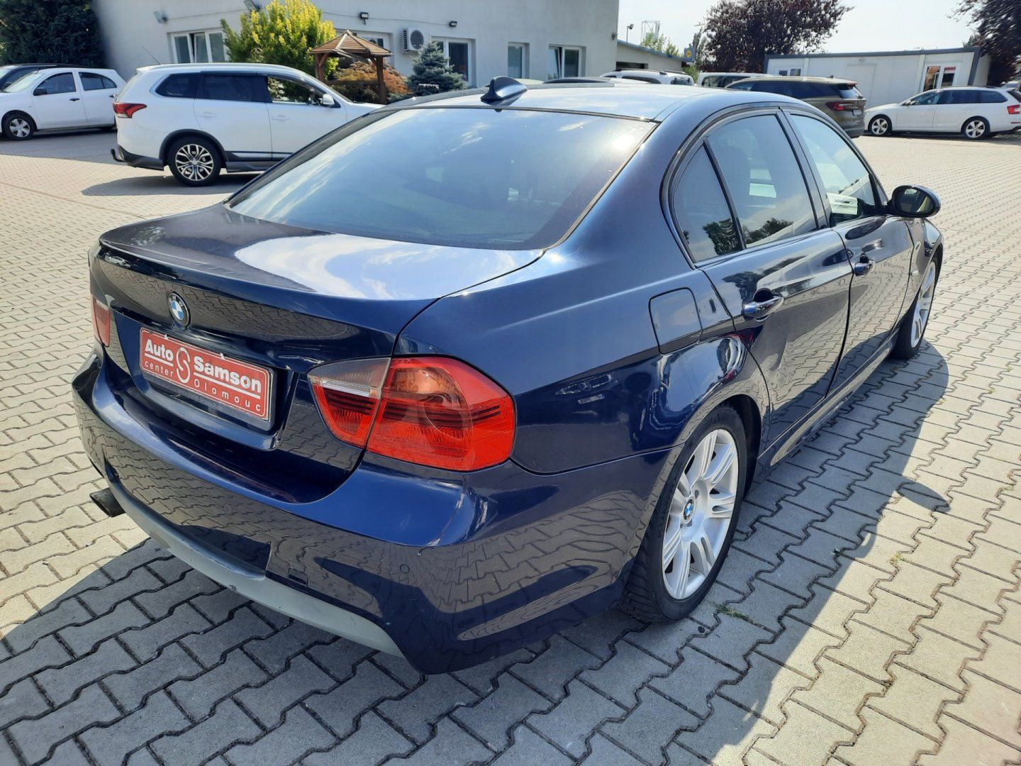 BMW Řada 3, 320d *120kW*AUTOKLIMA* - fotka 3