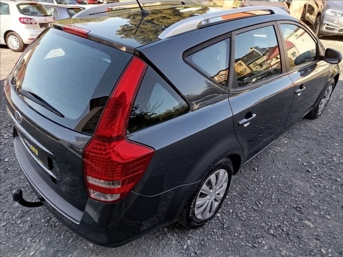 Kia Cee´d, 1,4 i 66kW, ACTIVE, TAŽNÉ ZAŘÍ - fotka 6