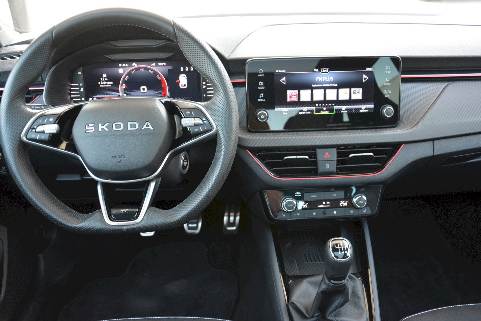 Škoda Scala, 1.0 TSI 85 KW Monte Carlo - fotka 5