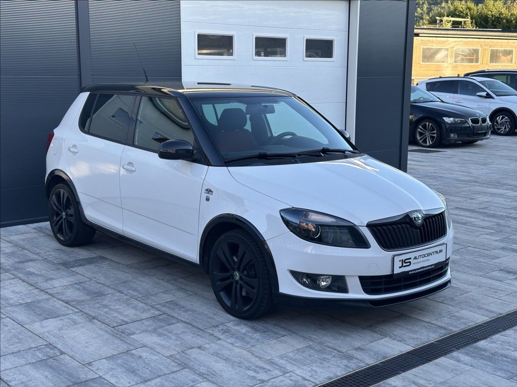 Škoda Fabia, 1,2 TSI 105PS  Monte Carlo - fotka 5
