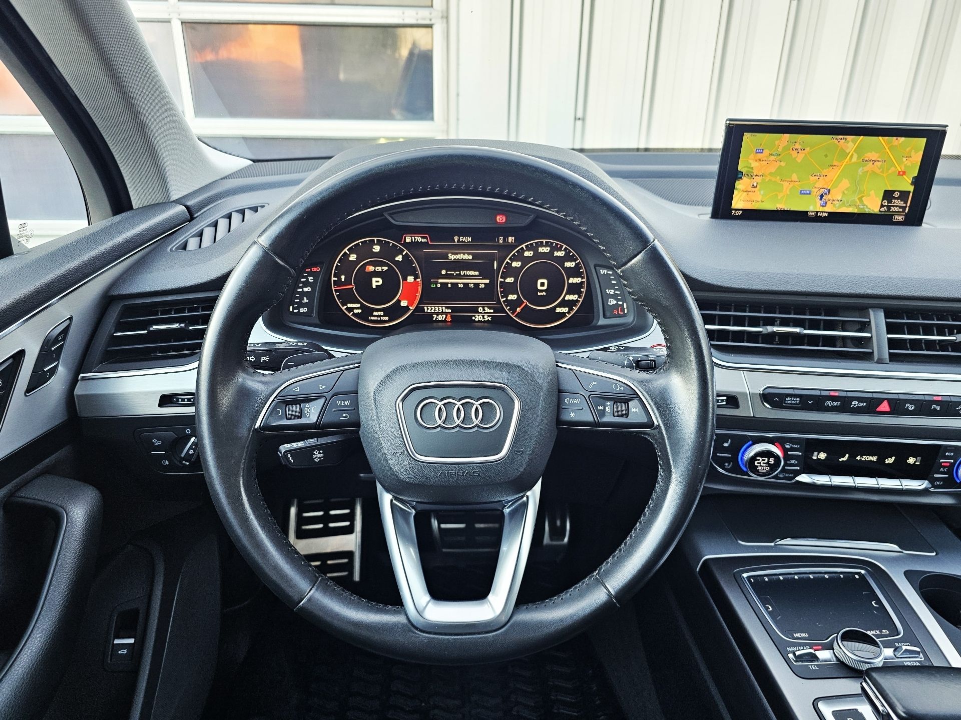 Audi SQ7, 4.0 TDI 320 kW Quattro - fotka 6