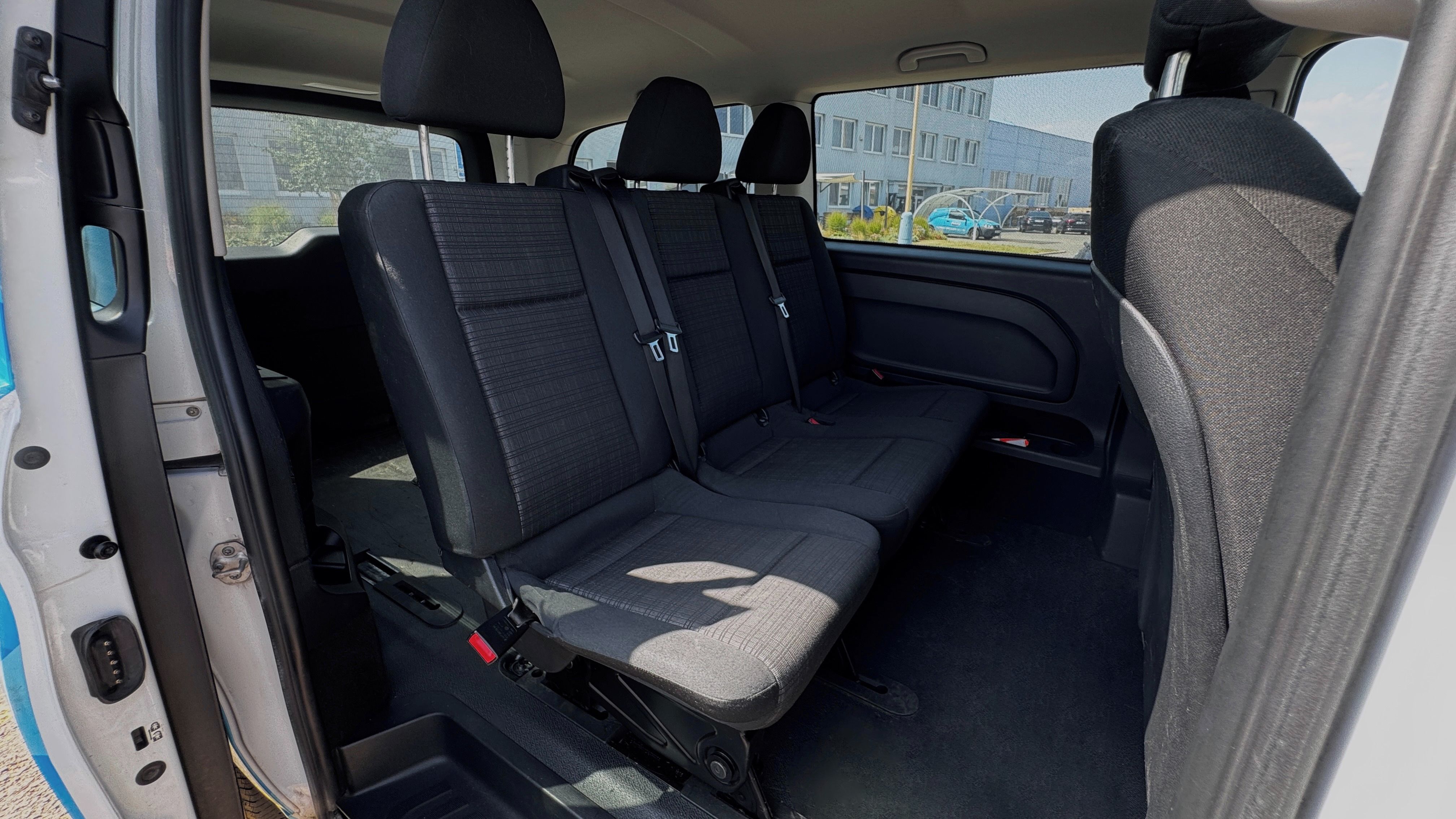 Mercedes-Benz Vito, Tourer, 8 MÍST, TAŽNÉ - fotka 5