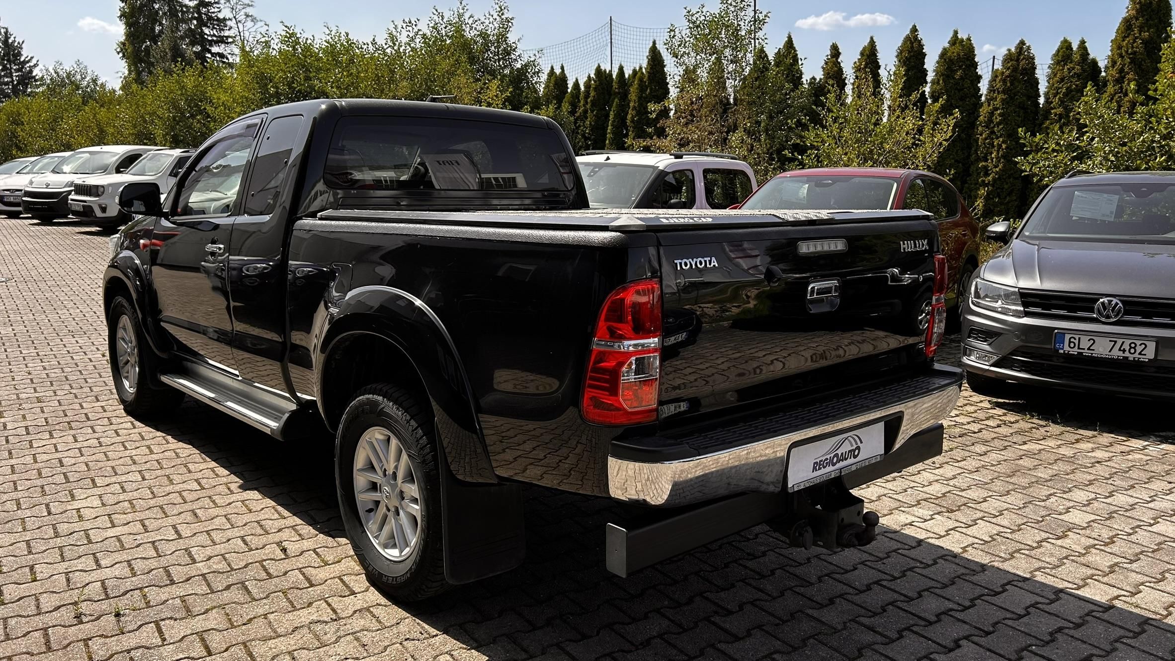 Toyota Hilux, 2.5 DiD King Cab - fotka 6