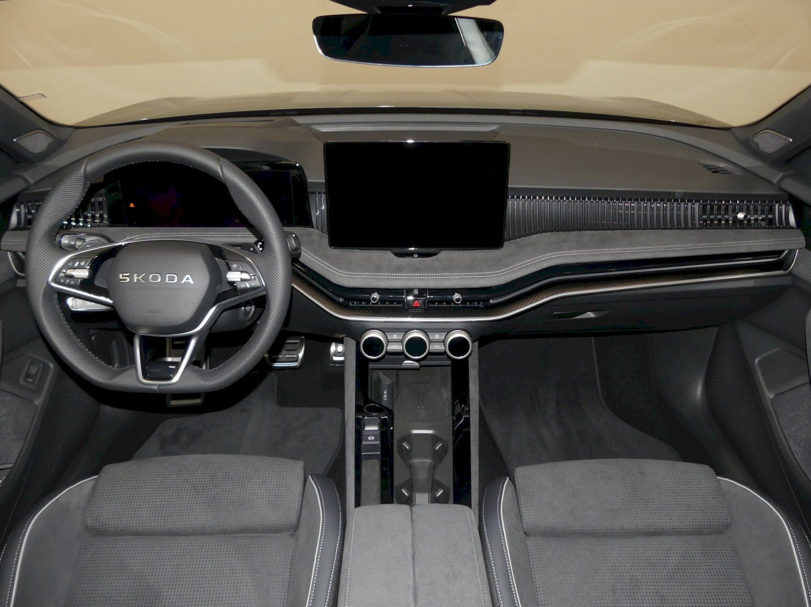 Škoda Superb, SportLine 4x4 DSG 2.0TDI 142kW - fotka 5