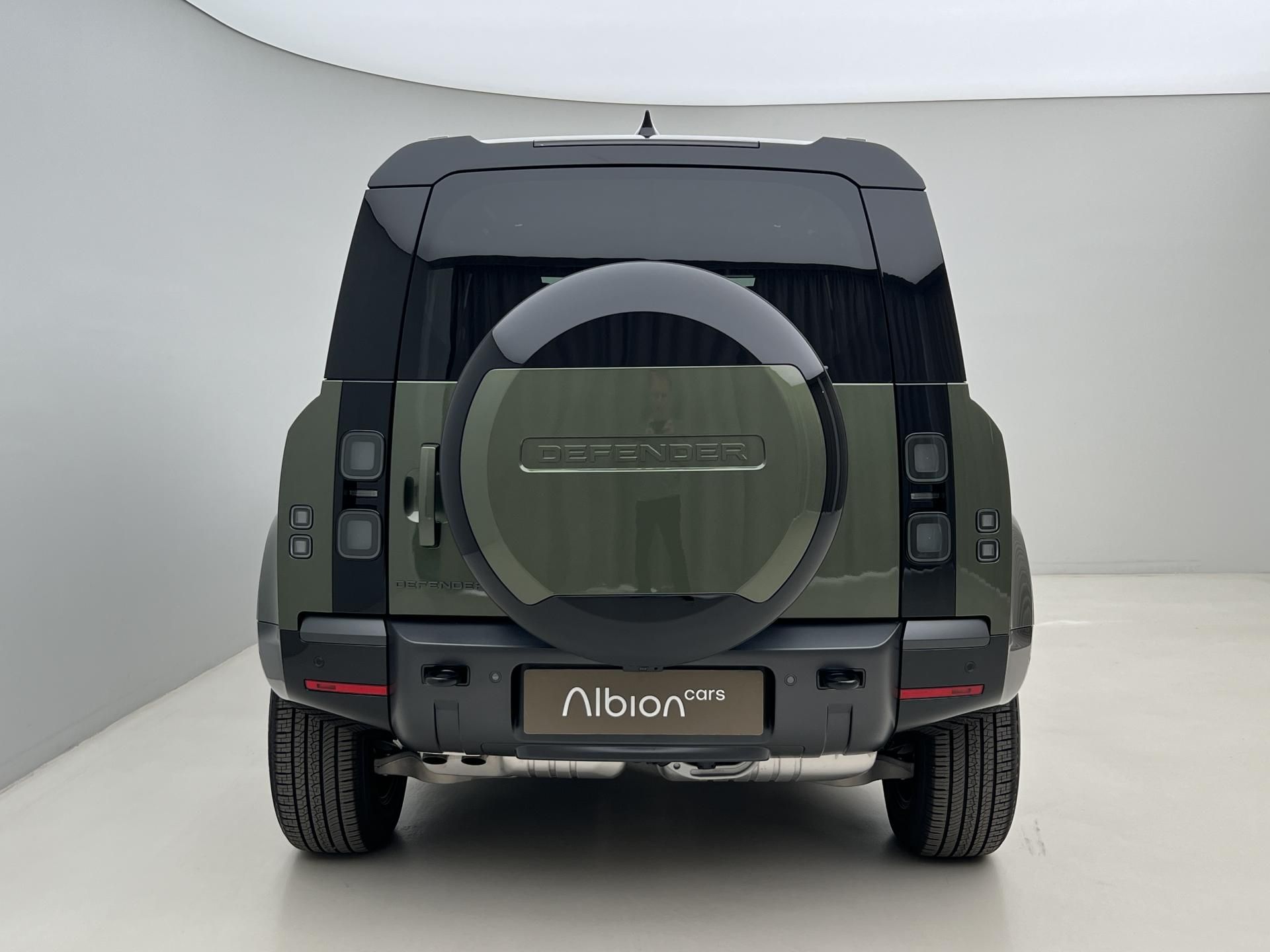Land Rover Defender, 110 D250 X-DYNAMIC SE AWD Aut - fotka 5