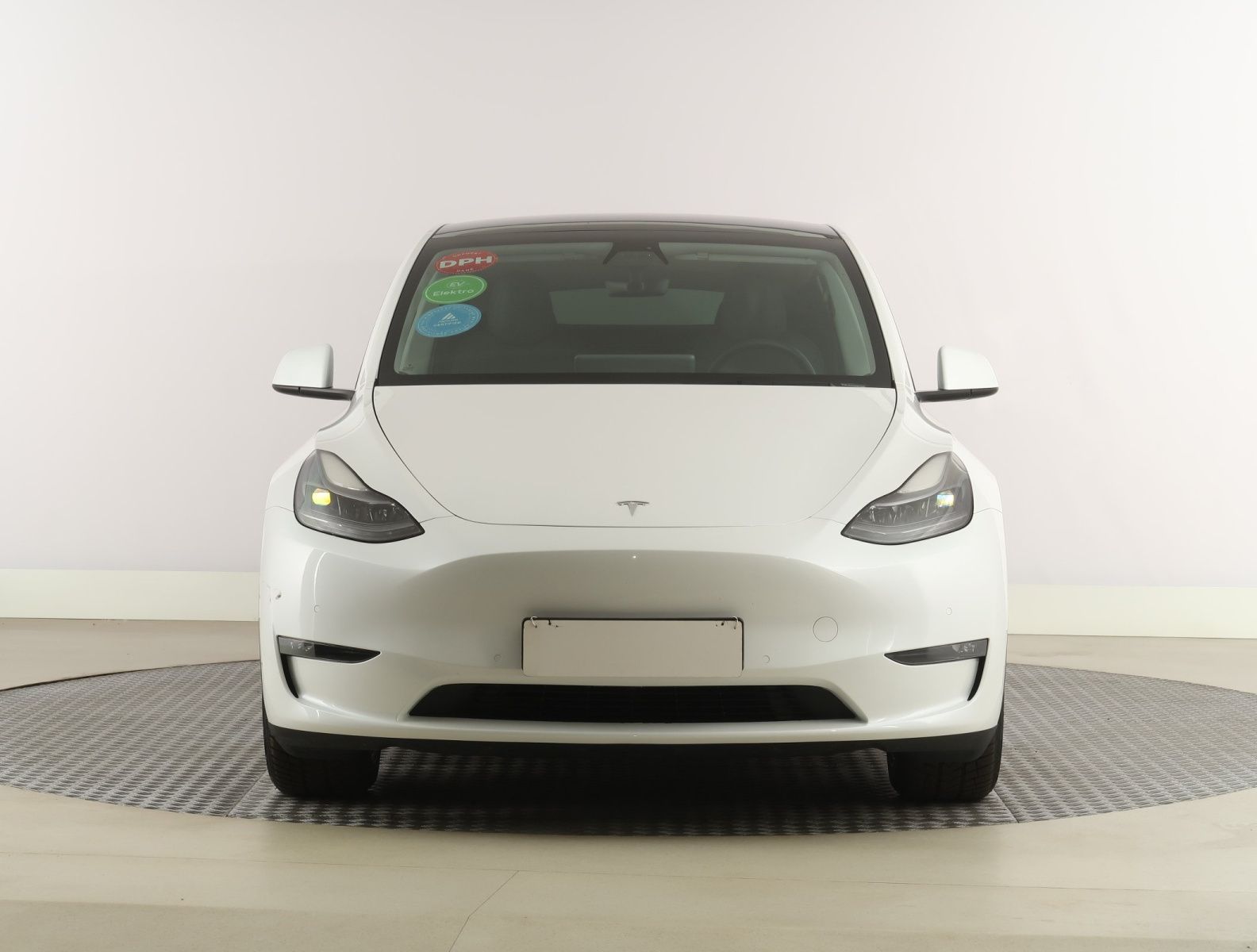 Tesla Model Y, Long Range AWD 79kWh, SoH 93% - fotka 2