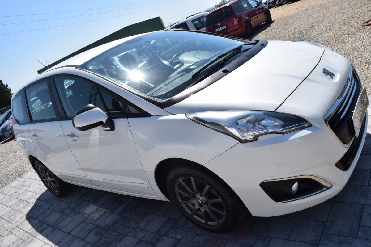 Peugeot 5008, 1,6 HDI 84KW AUTOMAT - fotka 4