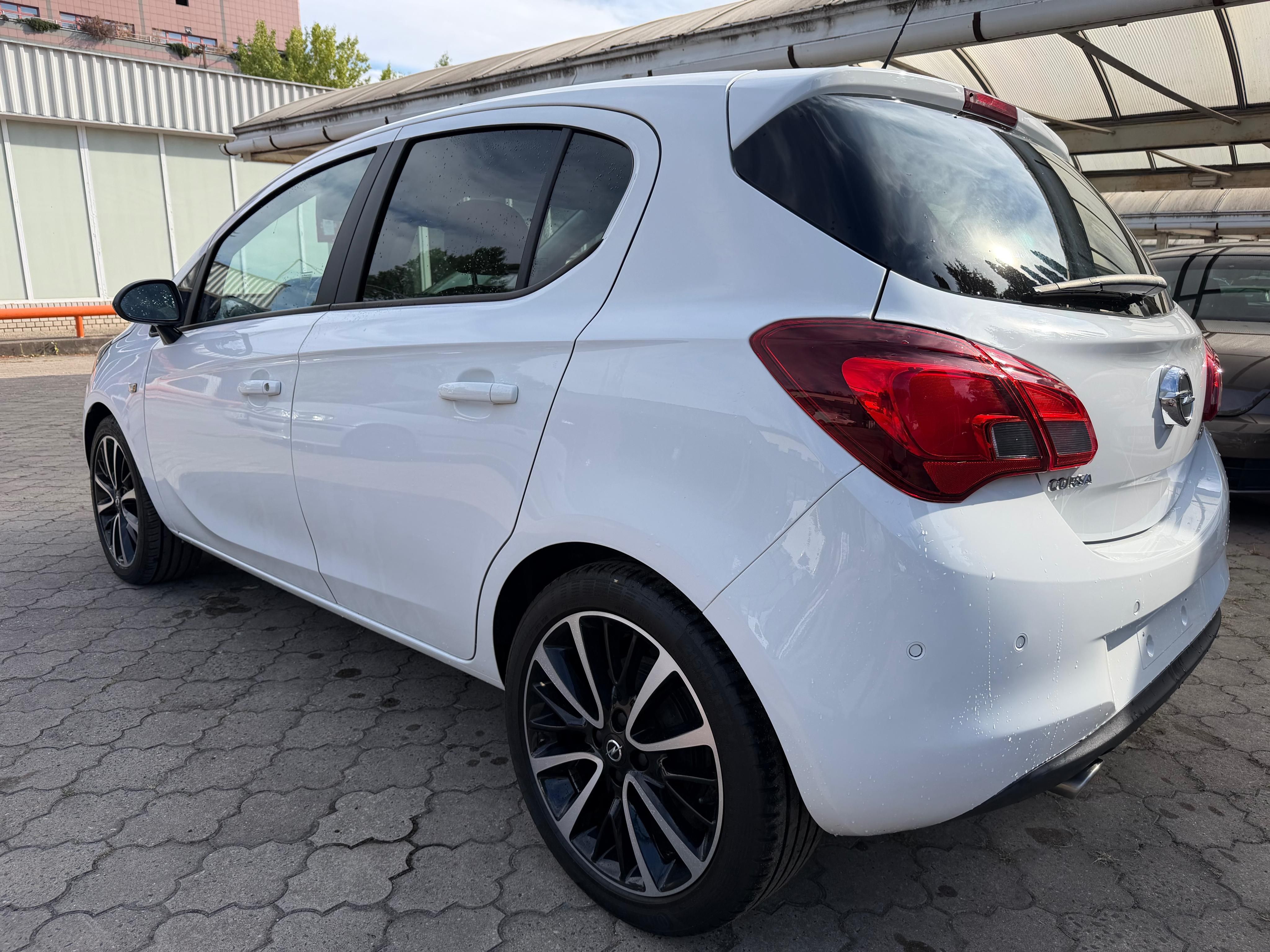 Opel Corsa, 1,0 Turbo - fotka 3