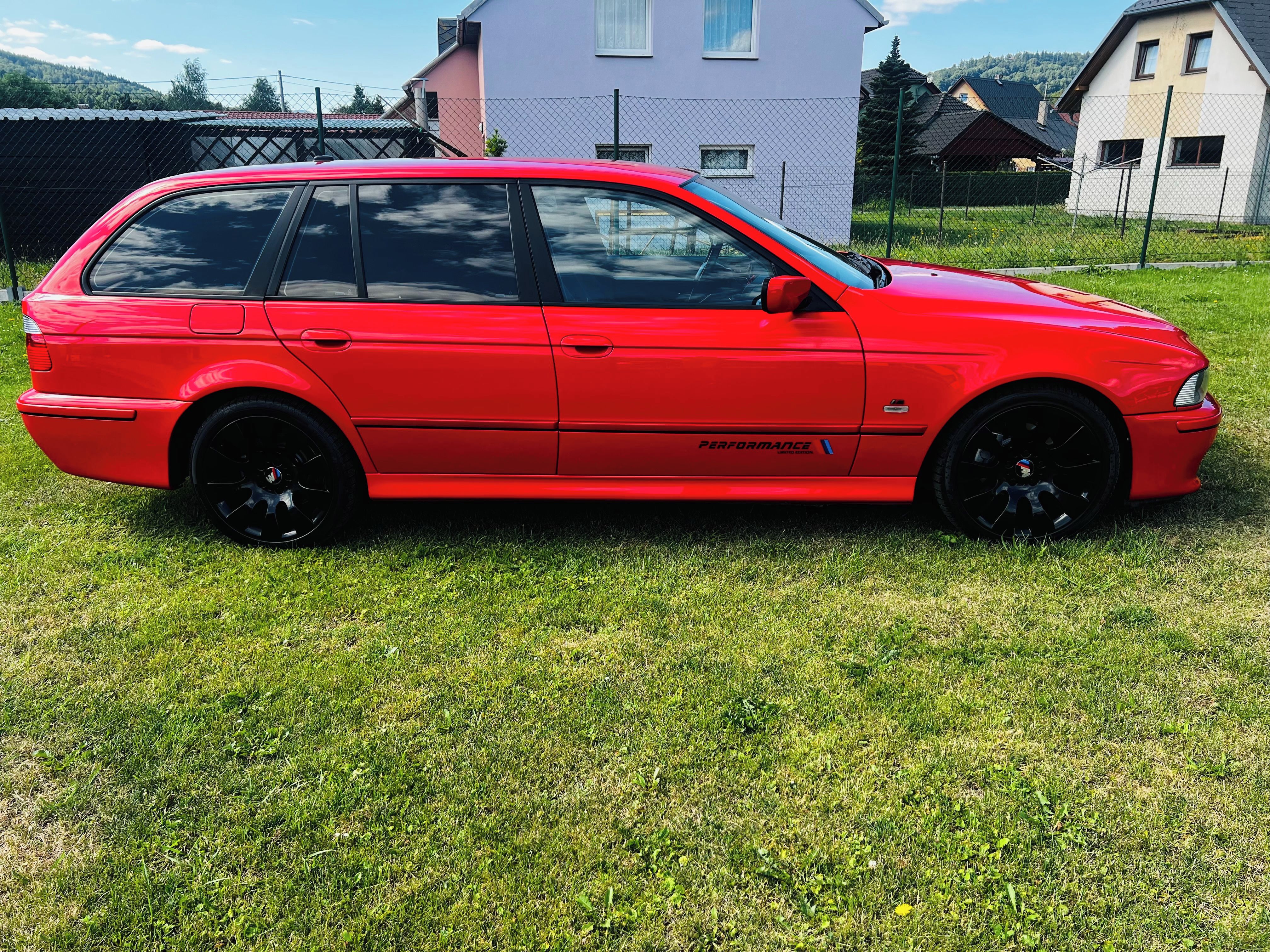 BMW Řada 5, KOMBI 525 D 120KW M-PAKET - fotka 4