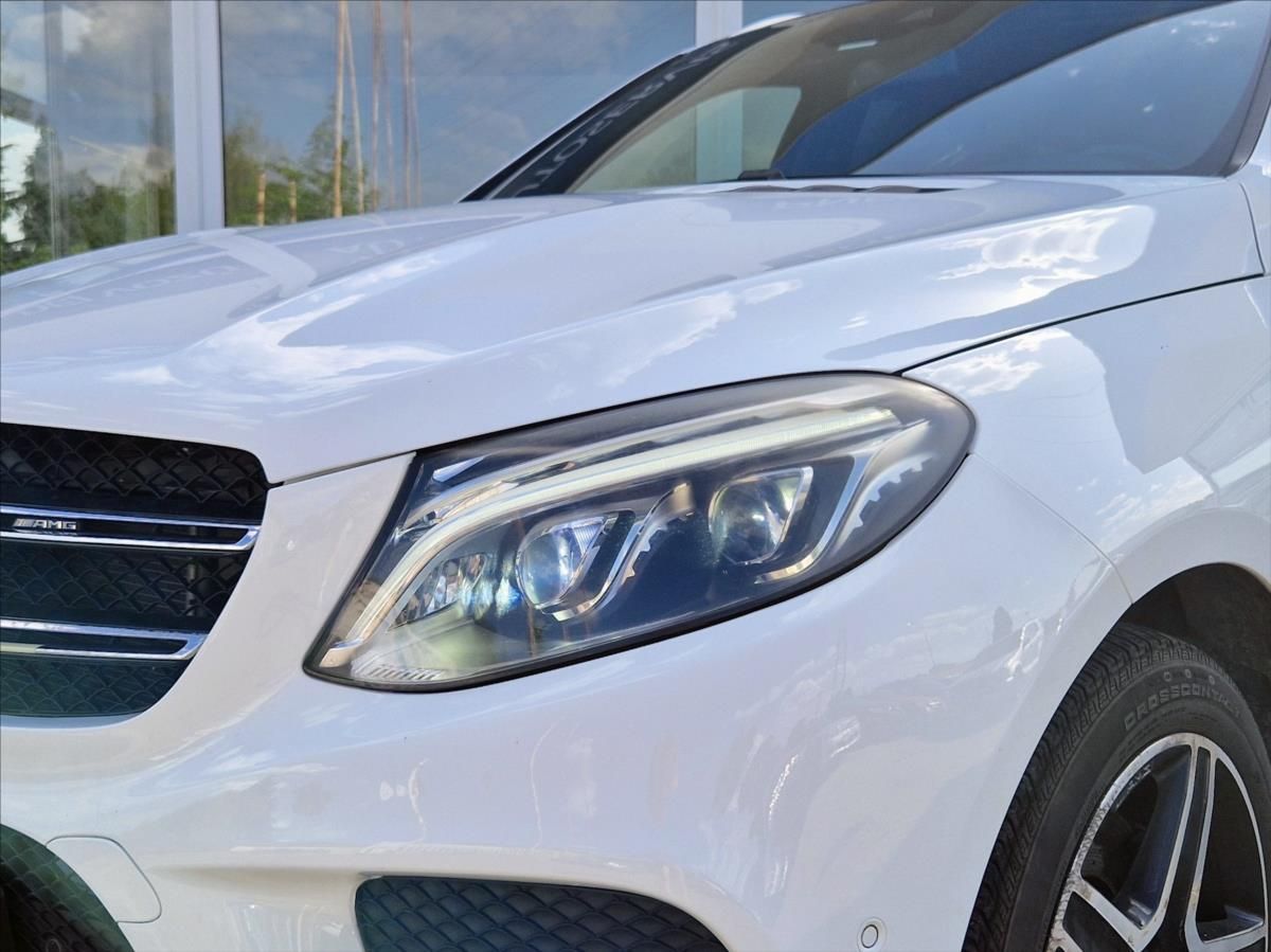 Mercedes-Benz GLE, 3,0 i AMG 270kW 4MATIC PANORAM - fotka 4