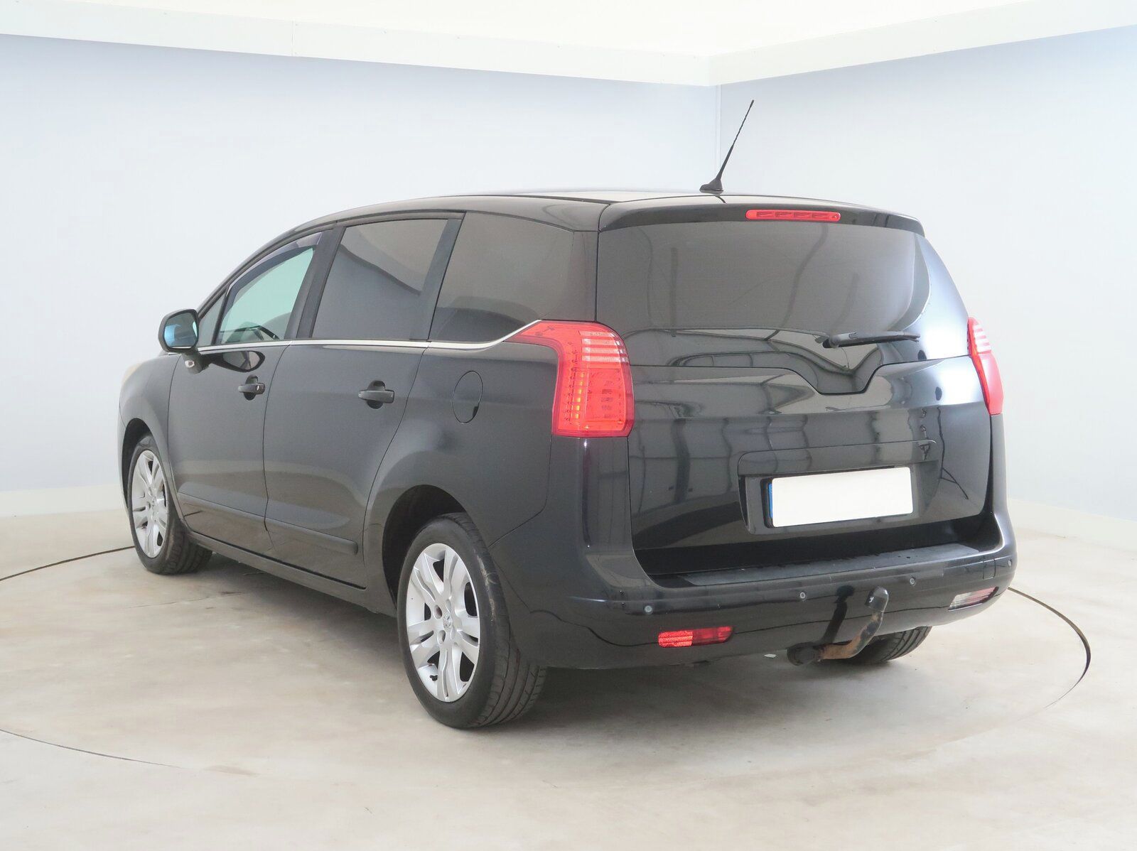 Peugeot 5008, 2.0 HDI, Automat, Serv.kniha - fotka 4