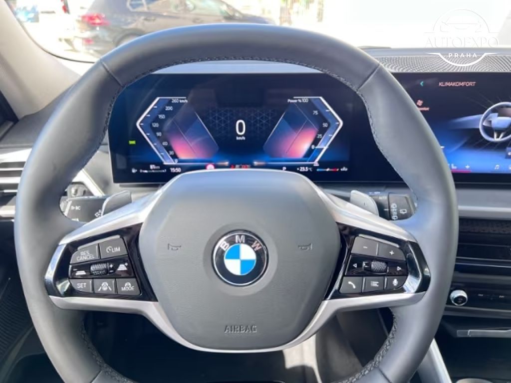 BMW Řada 3, 320i Panorama*360°CAM*HeadUp - fotka 6