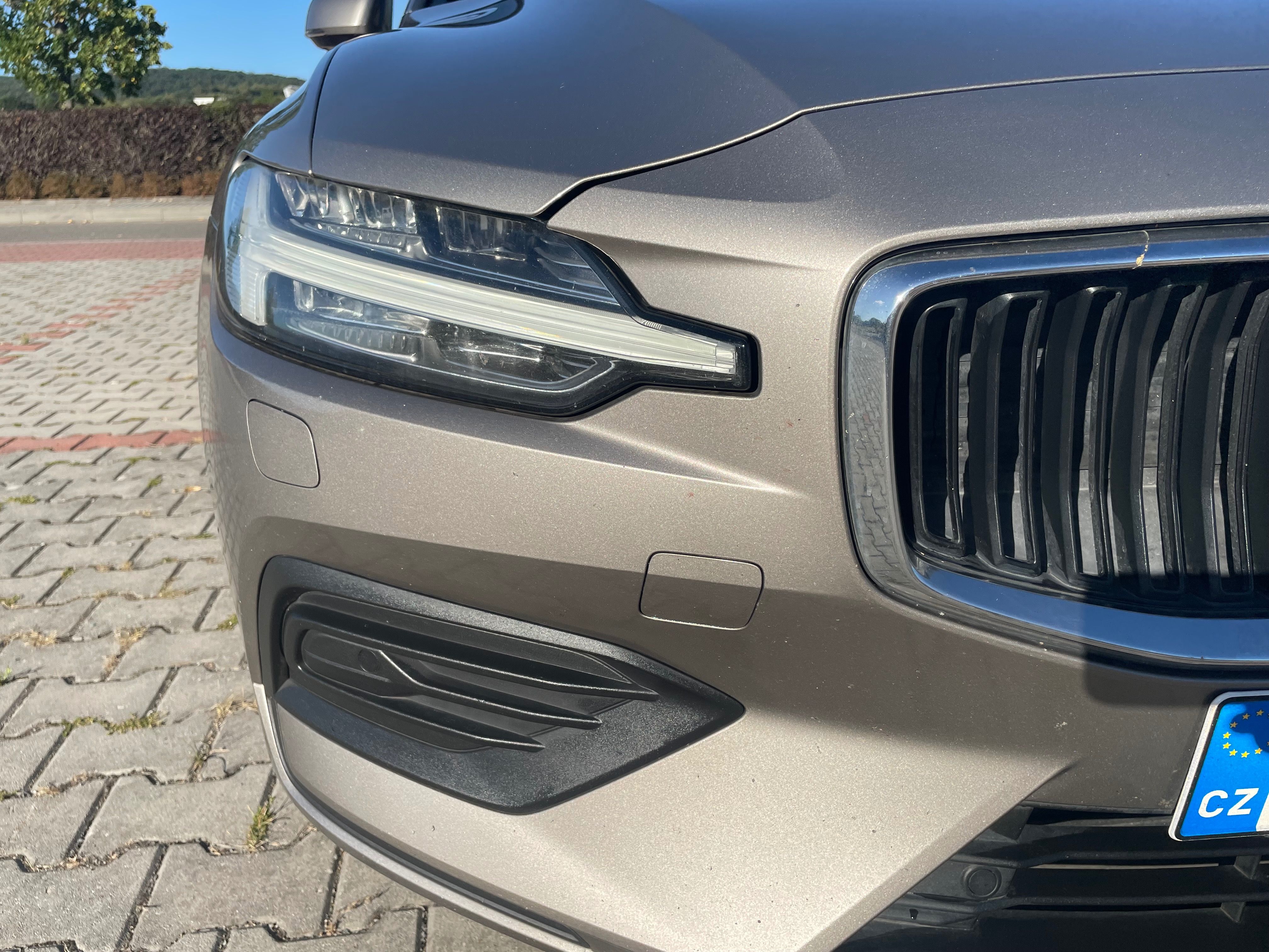 Volvo V60, 2.0 140 kw D4 - fotka 5