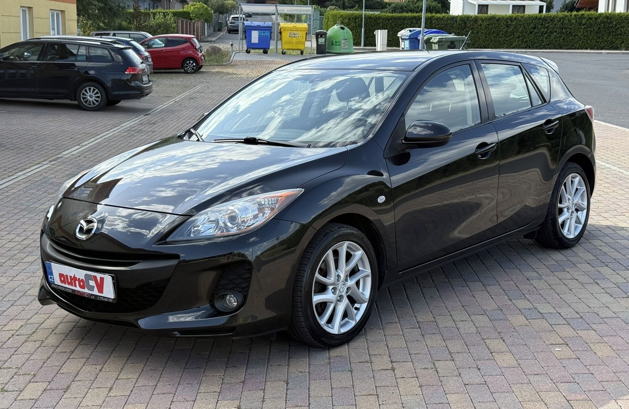 Mazda 3, 2.0 MZR DISI 110kW VYH. OKNO