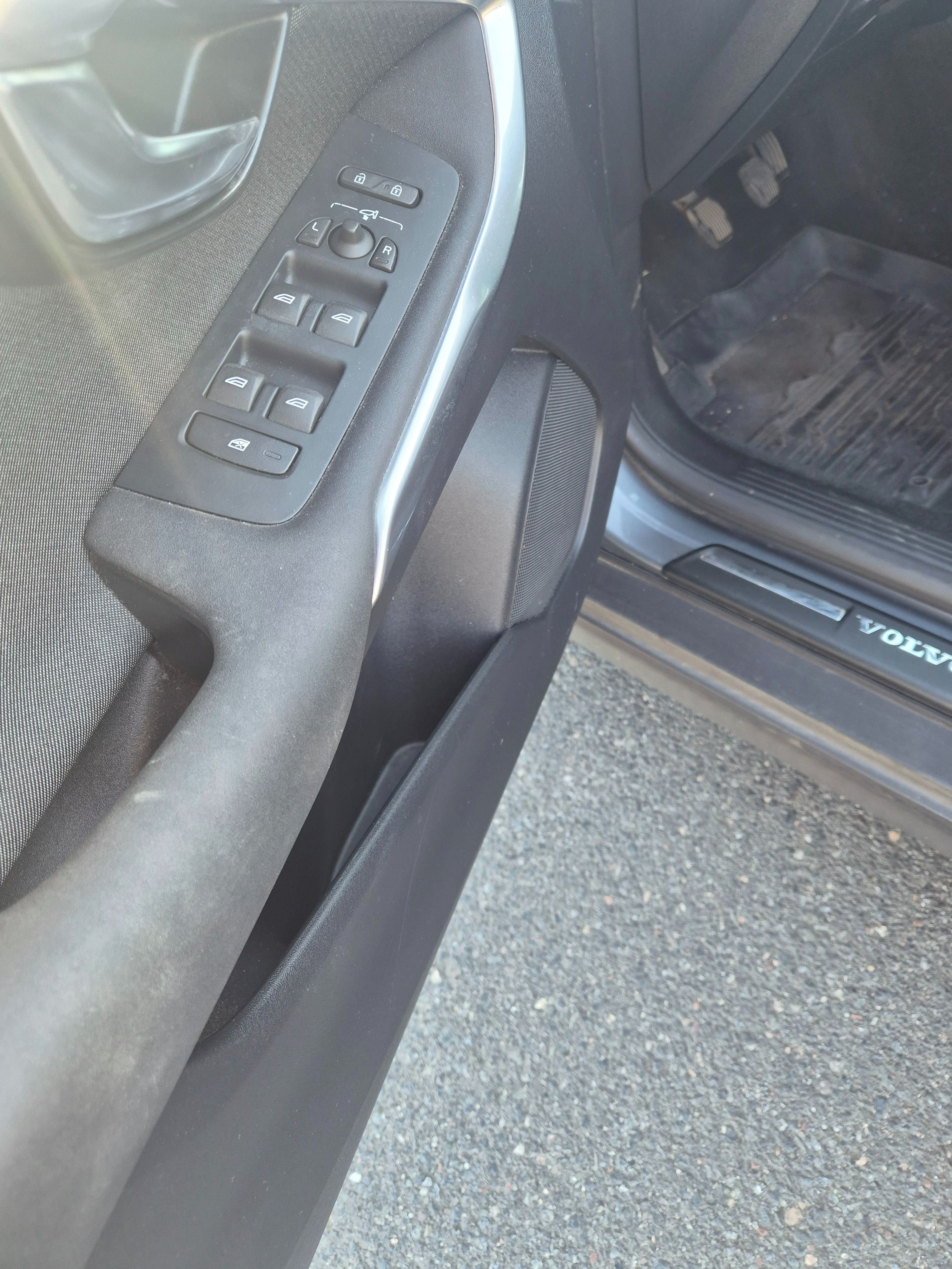 Volvo V40, Cross Country D3 - fotka 5