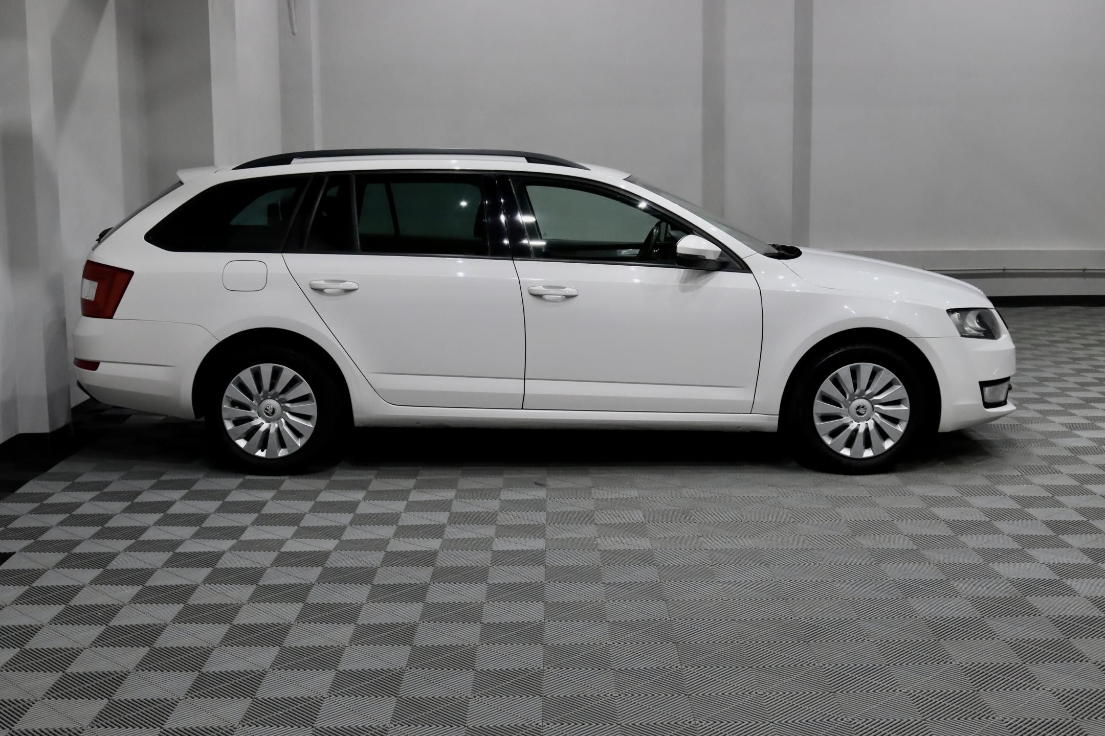 Škoda Octavia, 3 Combi 1.4 TSI 103 kW - fotka 4