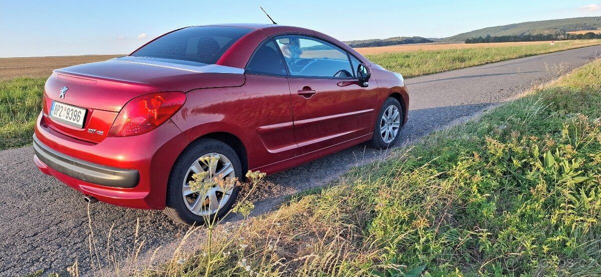 Peugeot 207, Peugeot 207cc - fotka 2