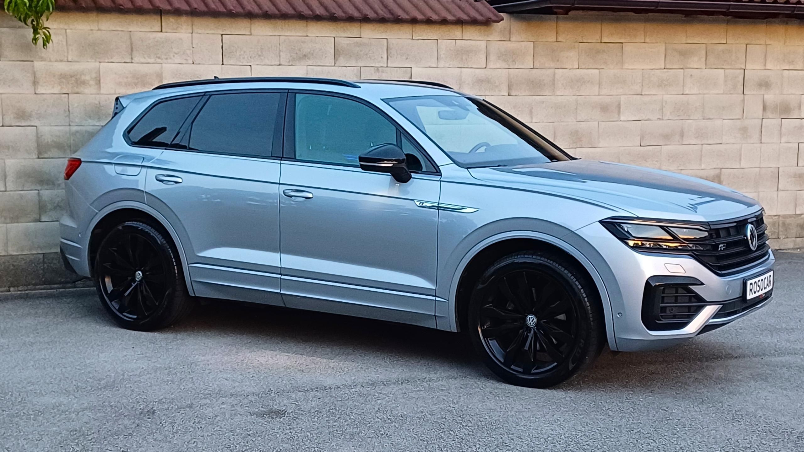 Volkswagen Touareg, R-LINE TDI 210kW-ČR-NEHAV-DPH- - fotka 3