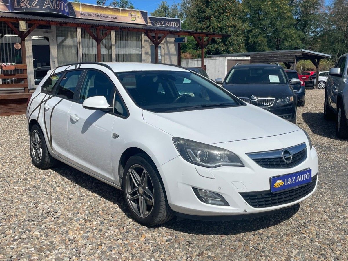 Opel Astra, 1,7 CDTi - fotka 3
