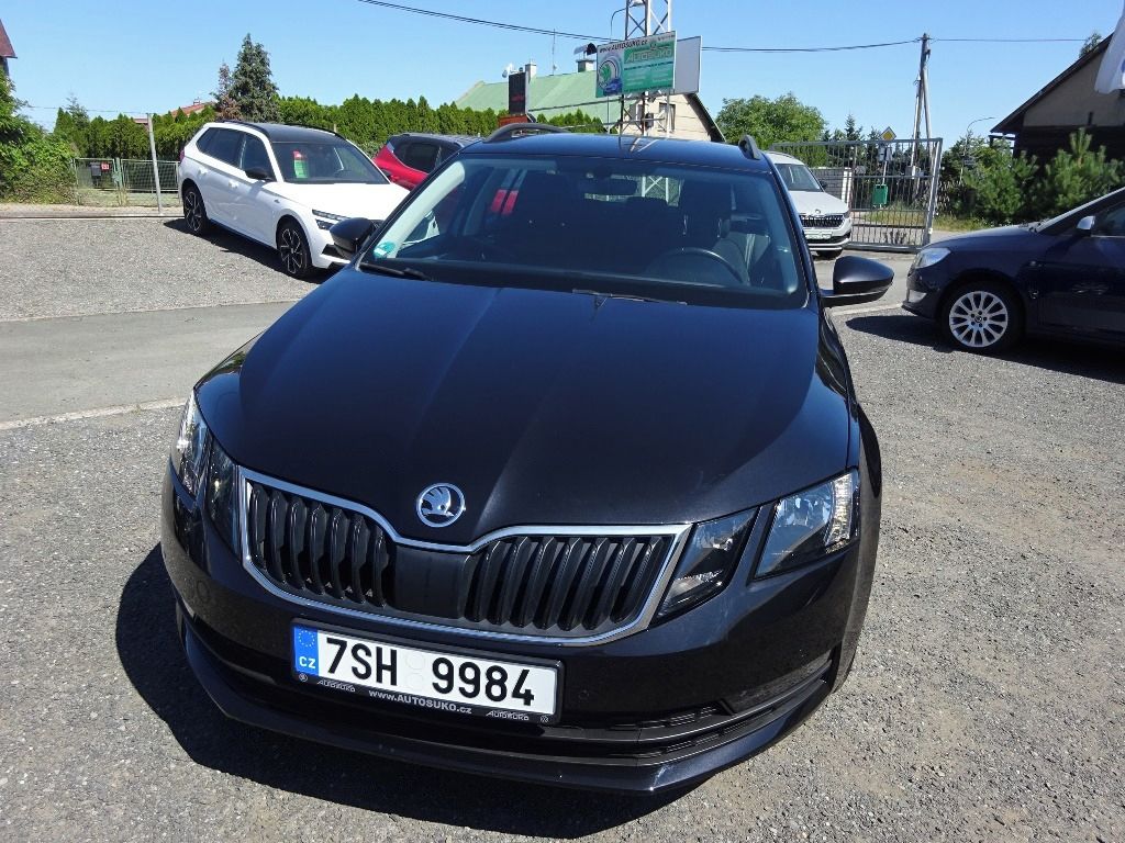 Škoda Octavia, COMBI III FC Amb.Plus - 1.Maj. - fotka 2