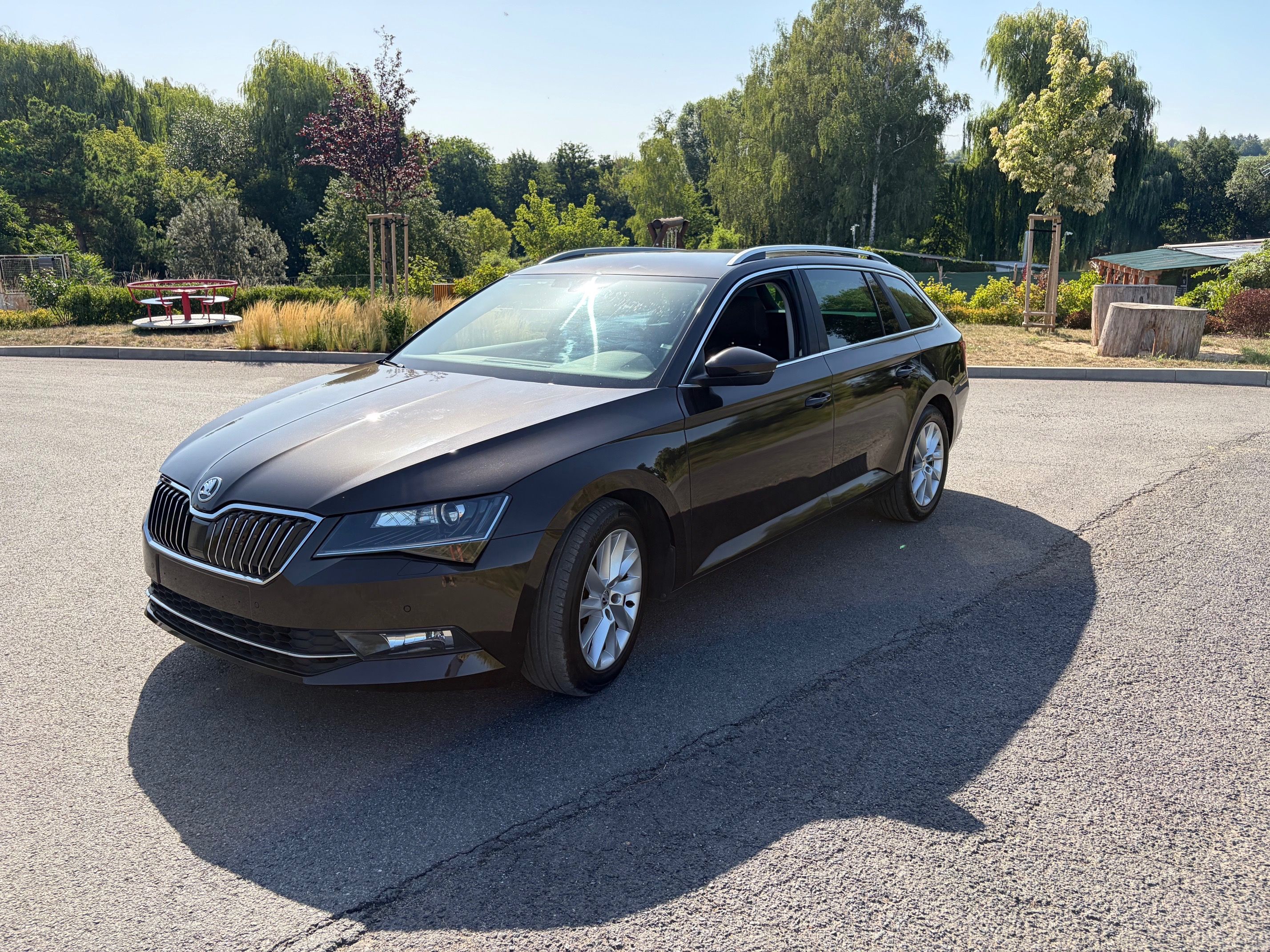 Škoda Superb, 2.0 TDI 4x4 - fotka 2