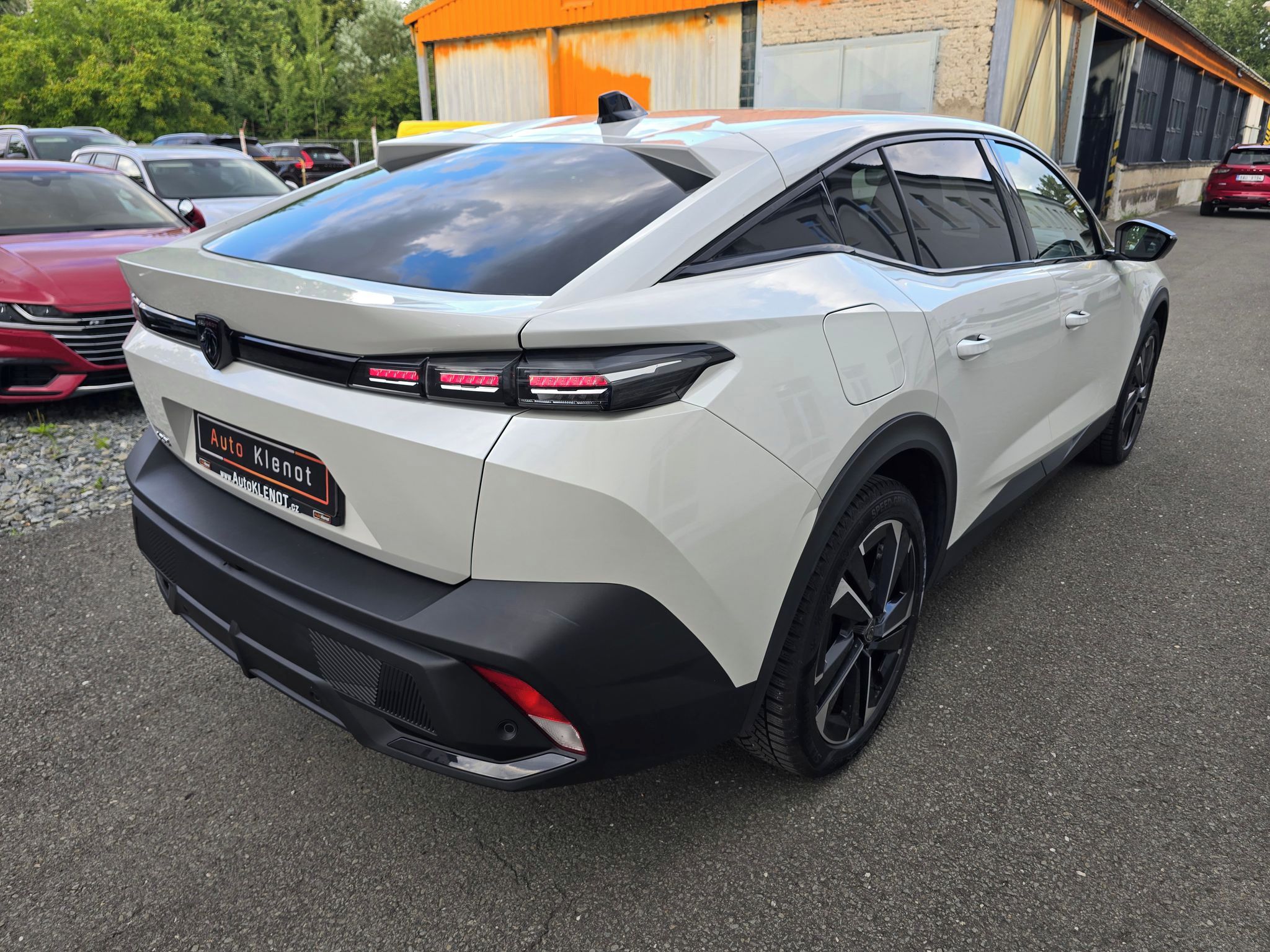 Peugeot 408, ALLURE 96kW KAMERA NAVI ČR-DPH - fotka 4
