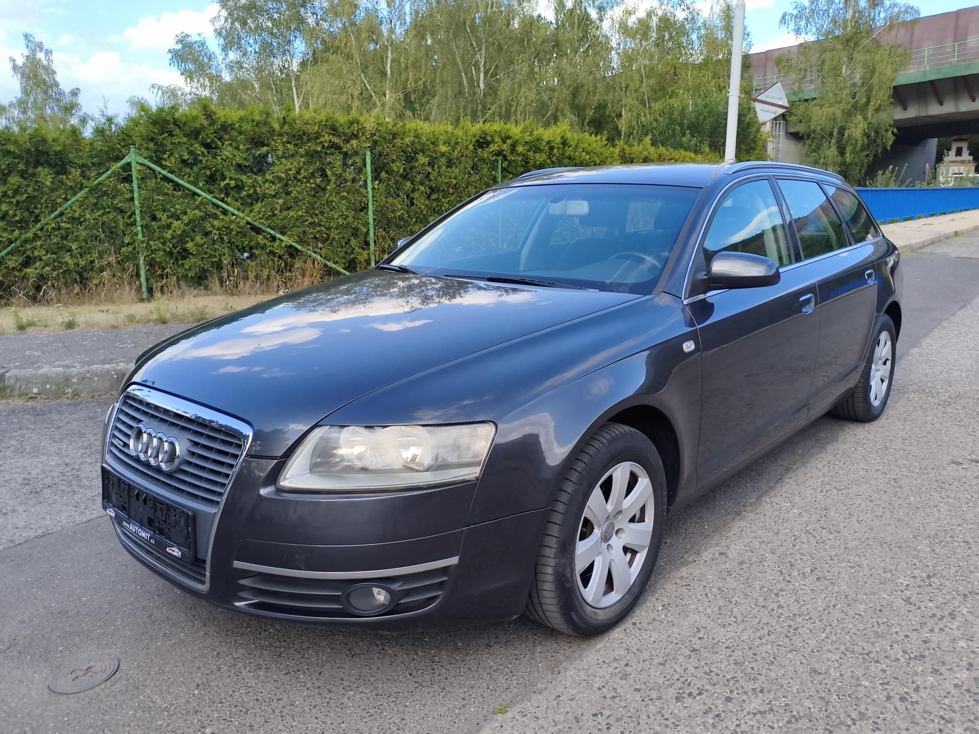 Audi A6 Avant, 3,2 FSI Quattro 188Kw - fotka 2