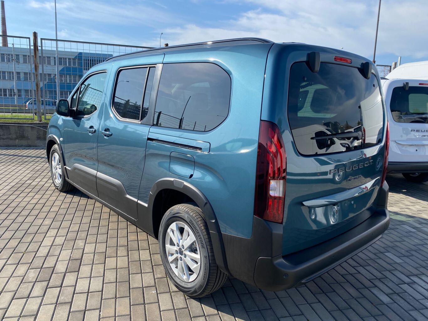 Peugeot Rifter, LONG ALLURE  BlueHDi 130 MAN6 - fotka 6