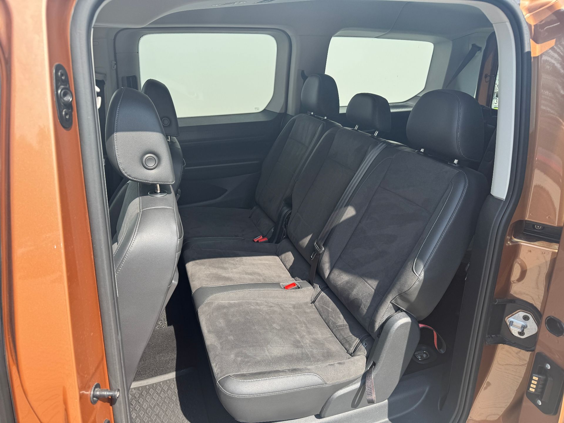 Volkswagen Caddy, 2.0 TDI 90kW Maxi Style - fotka 6