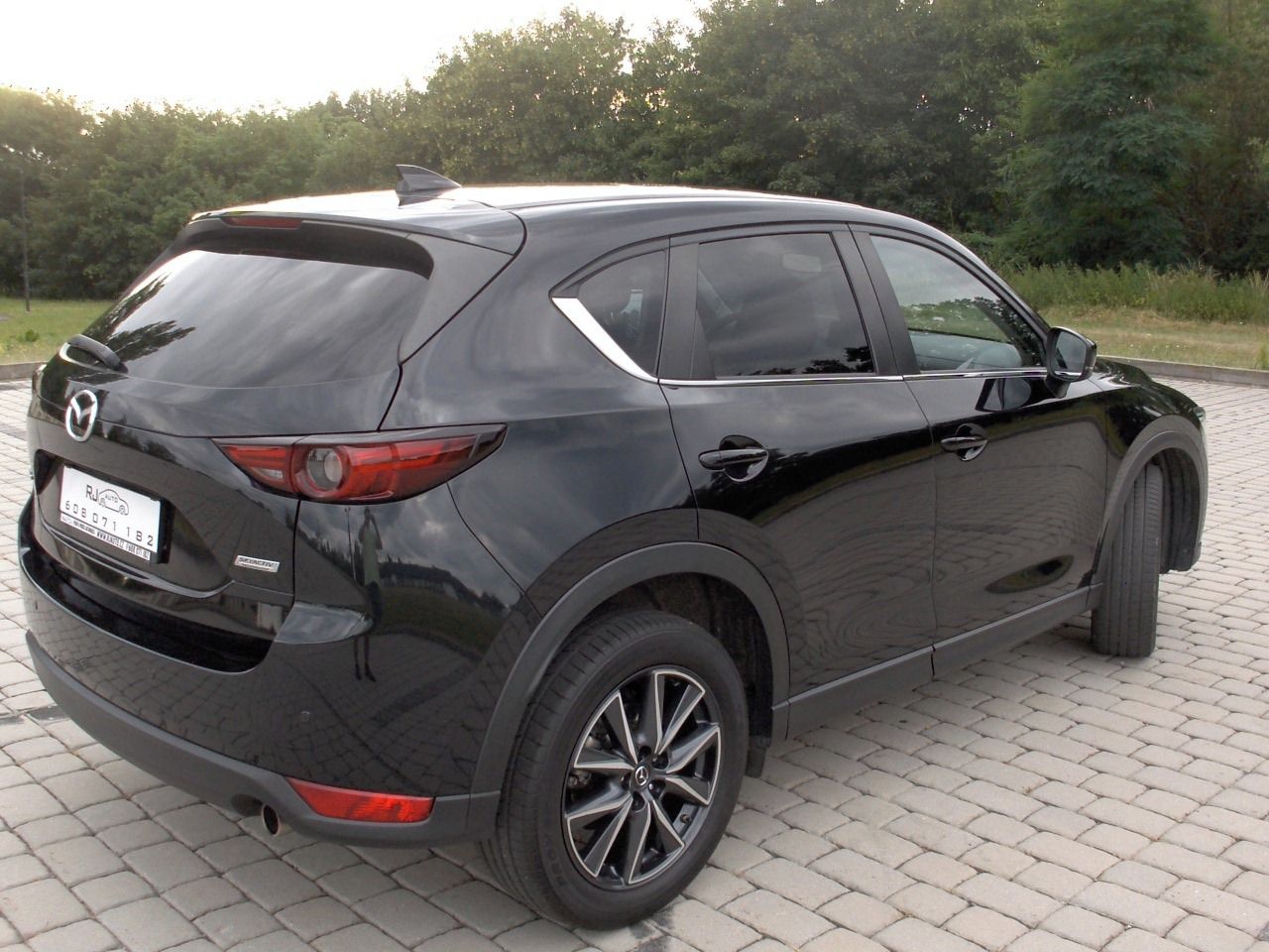 Mazda CX-5, 2.0 EXCLUSIVE Skyactiv-G 121kW - fotka 5