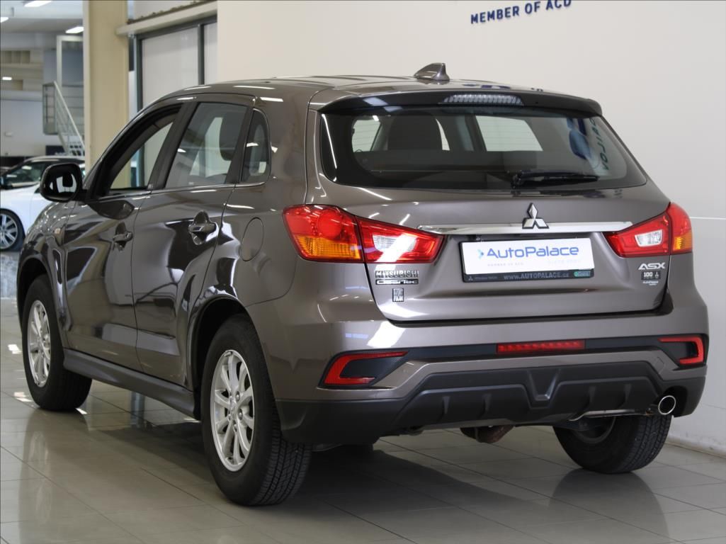 Mitsubishi ASX, 1,6 i 86kW Invite+ 49tkm! ČR - fotka 3